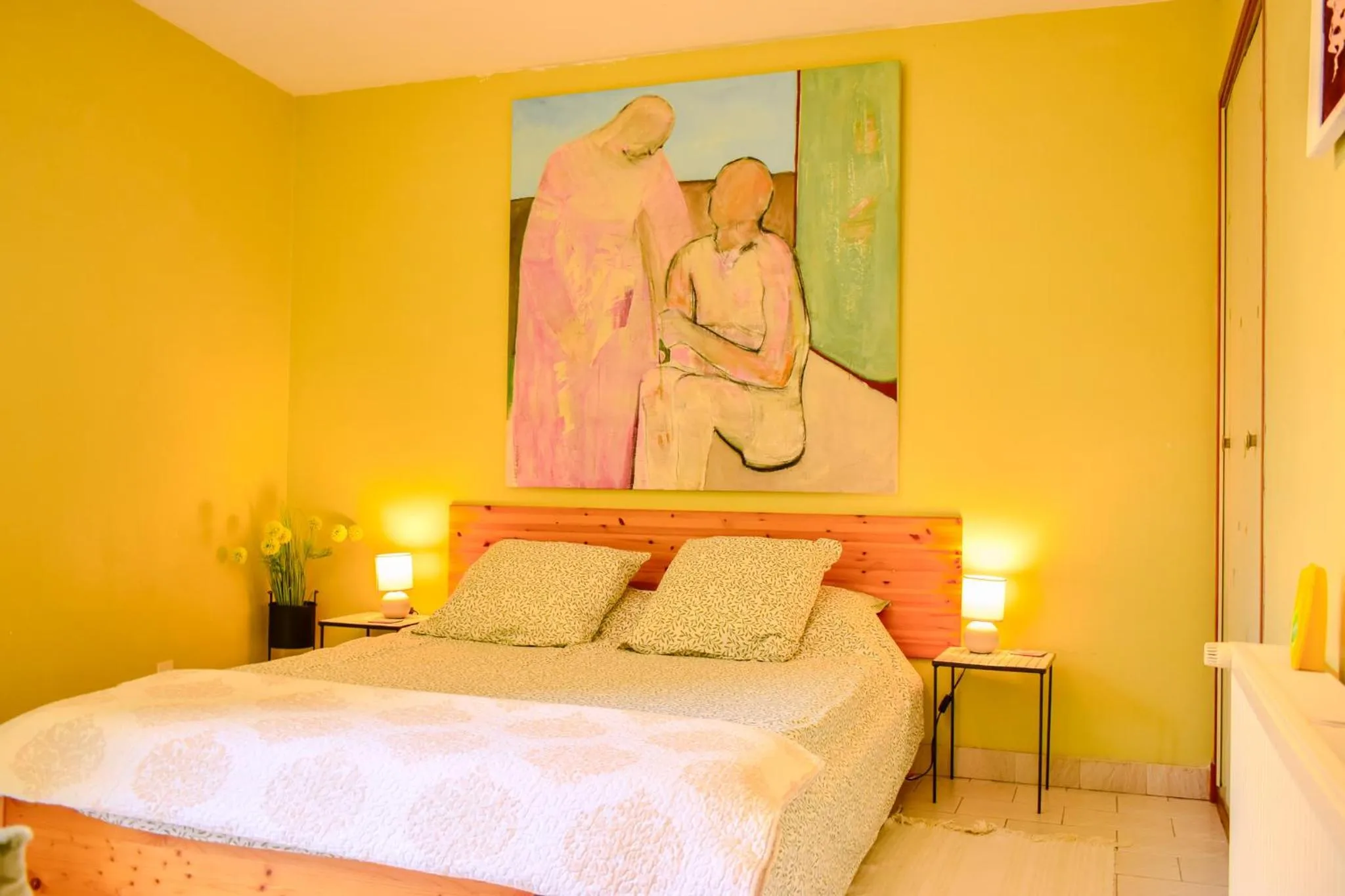 Bed in Les deux arches