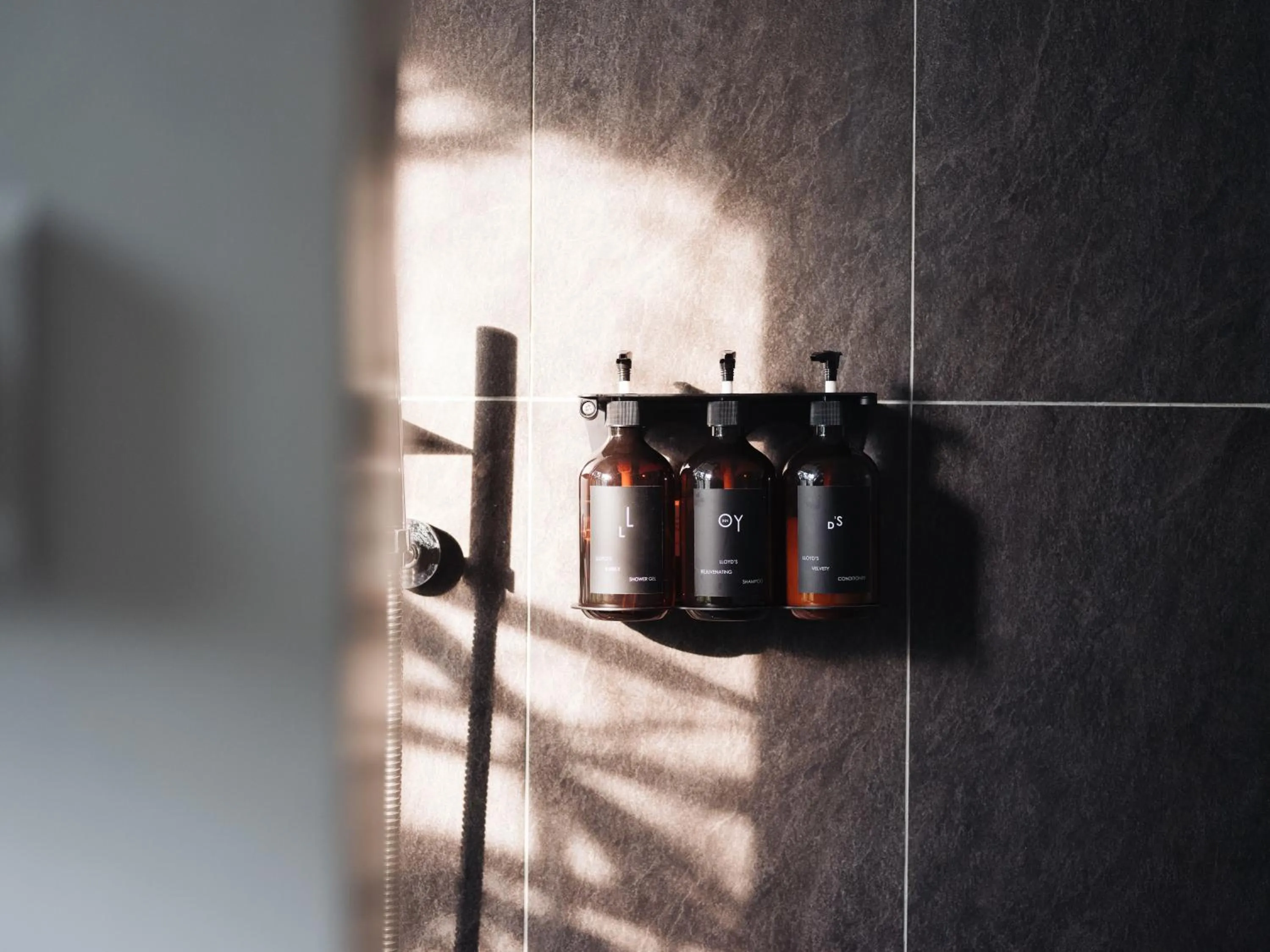 Bathroom in Lloyd's Inn Kuala Lumpur