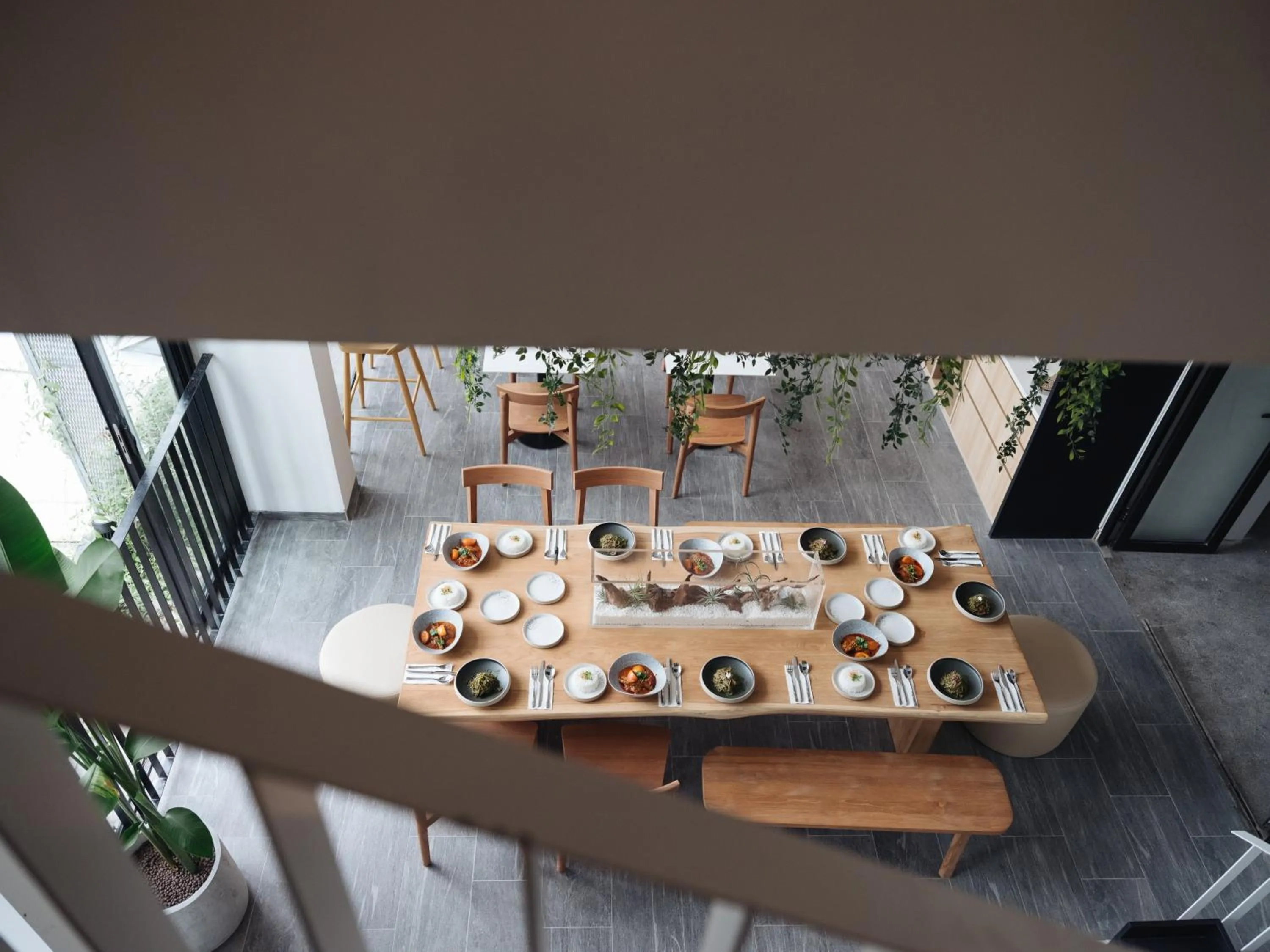 Restaurant/places to eat in Lloyd's Inn Kuala Lumpur