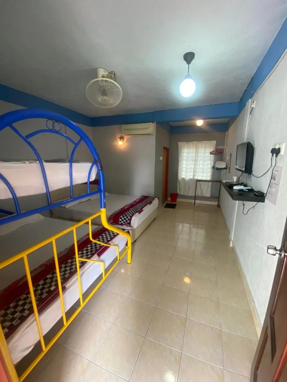 Bedroom, Bed in OYO 90910 Homestay D Lalang Inn