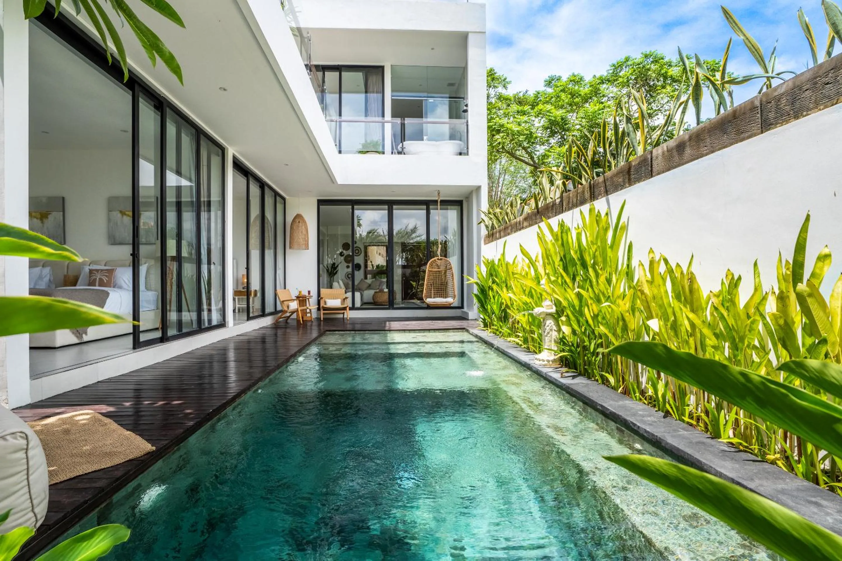 Property building in Villa Ozkar - Elegant 3-Bedroom Villa with Pool & Sunset Terrace