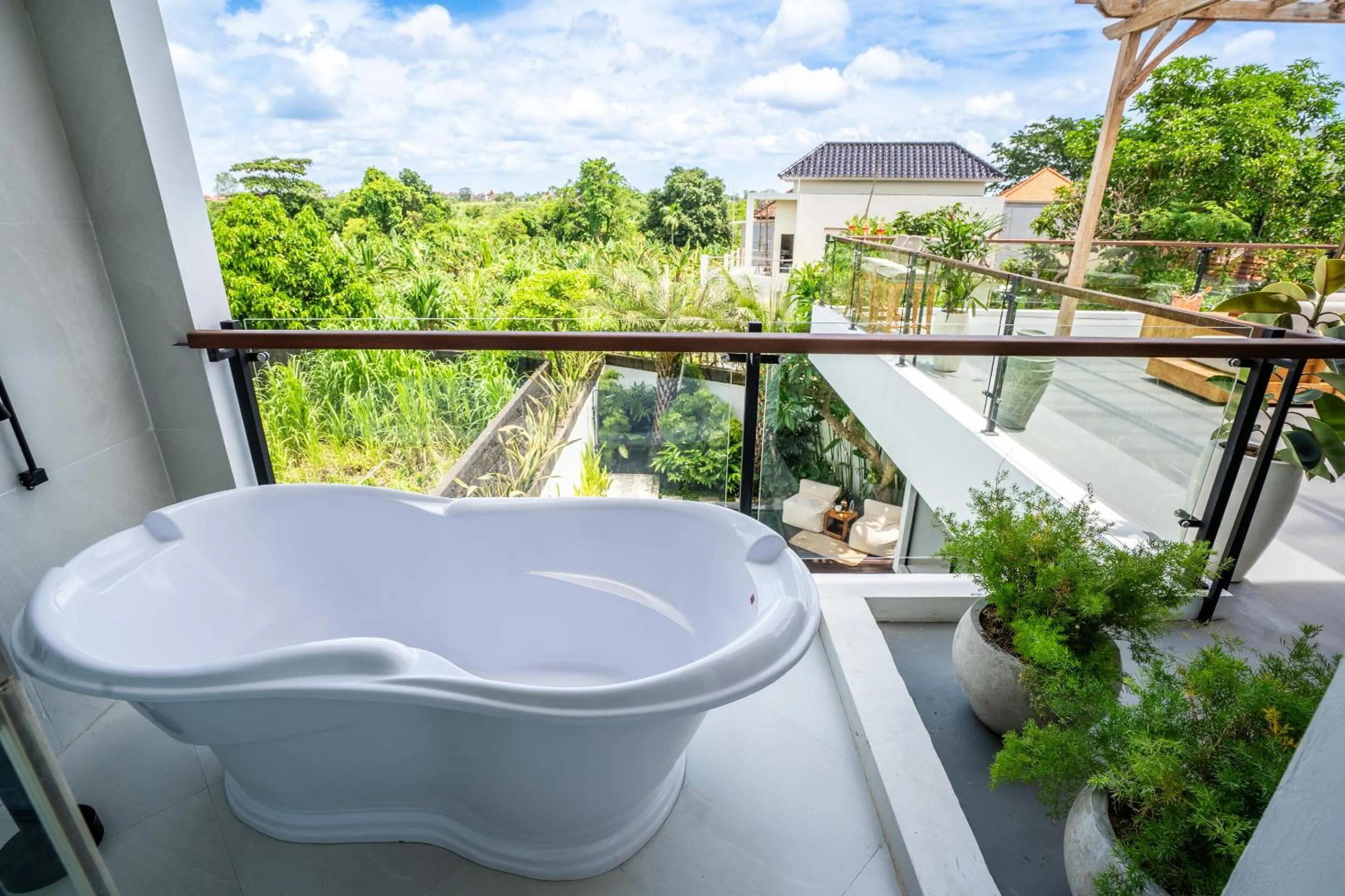Bathroom in Villa Ozkar - Elegant 3-Bedroom Villa with Pool & Sunset Terrace