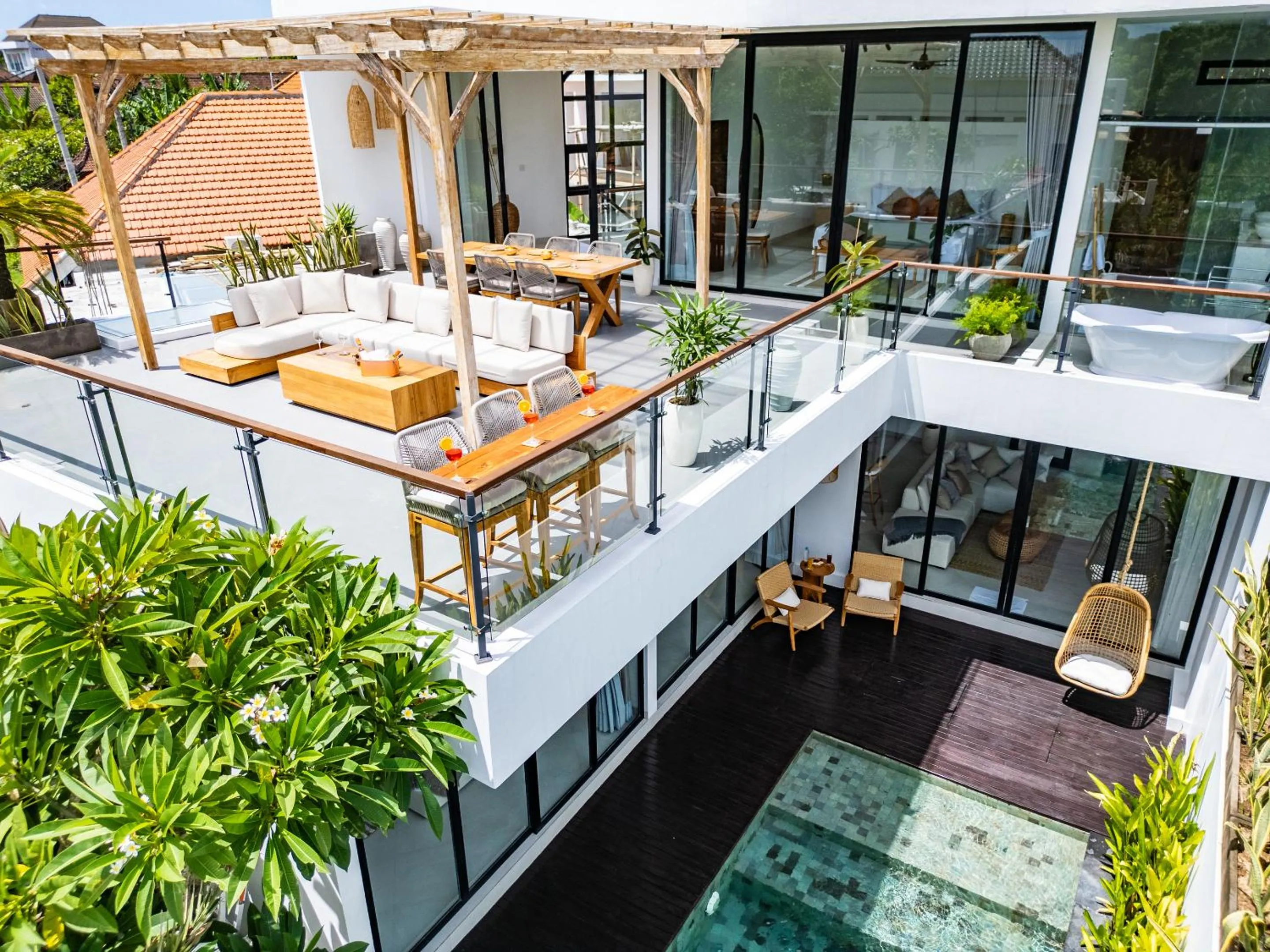 Property building in Villa Ozkar - Elegant 3-Bedroom Villa with Pool & Sunset Terrace