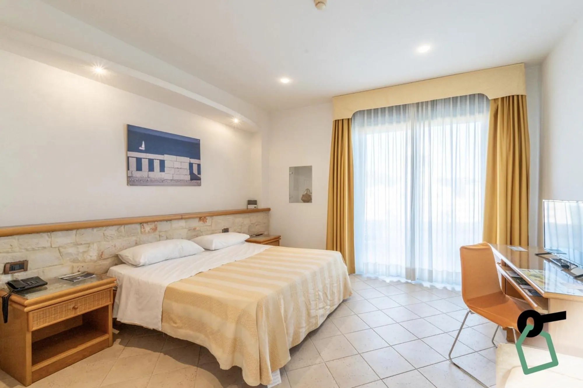 Photo of the whole room, Bed in HOTIDAY Leuca Lungomare