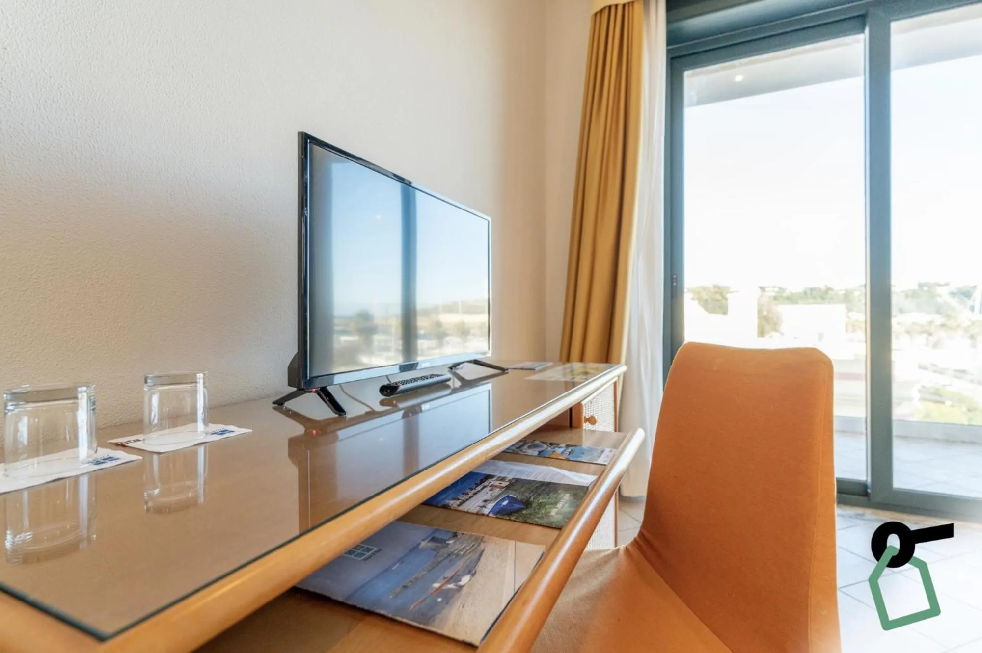 TV and multimedia in HOTIDAY Leuca Lungomare