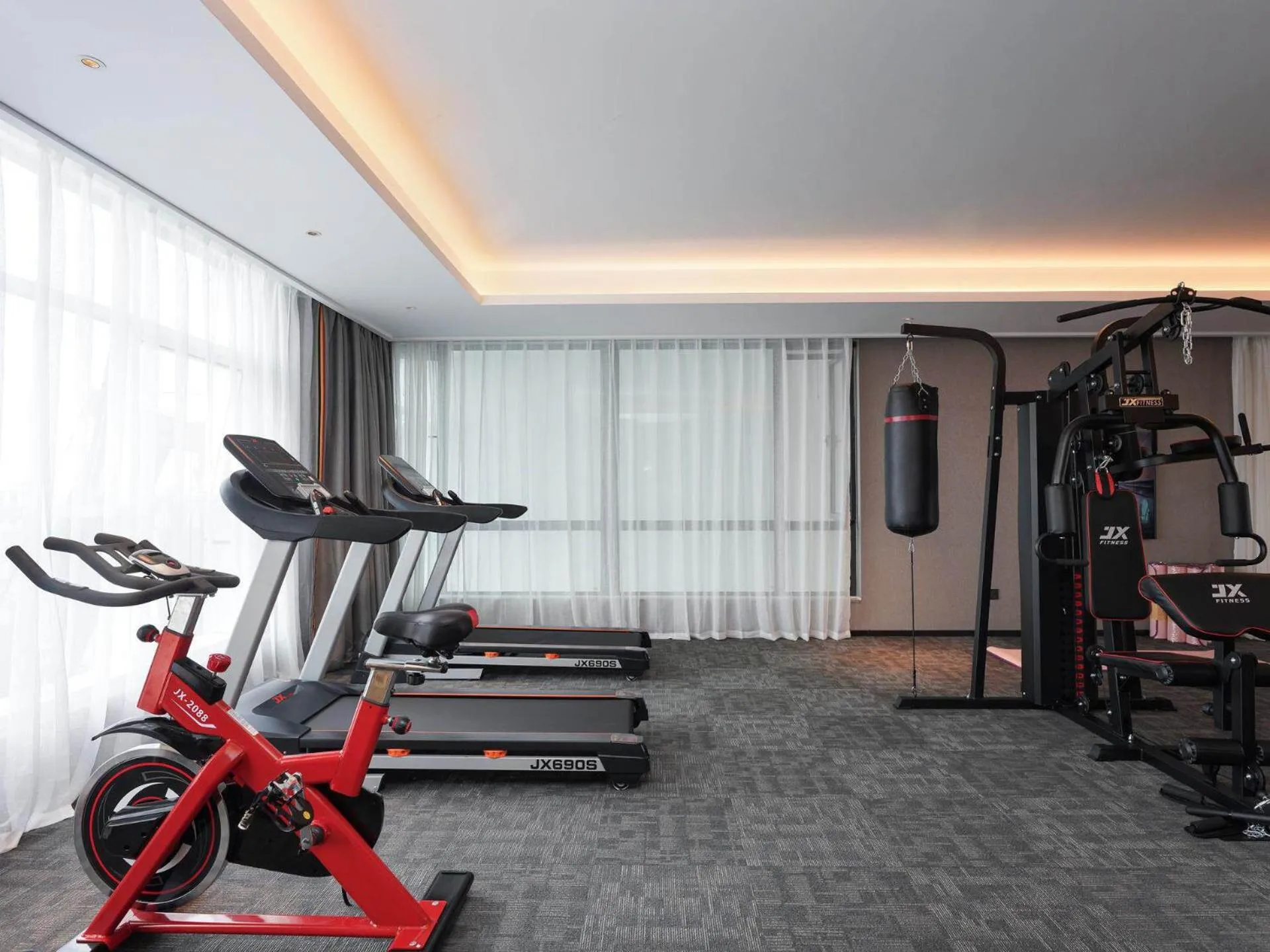 Fitness centre/facilities in Park Inn by Radission Tianjin Binhai International Airport