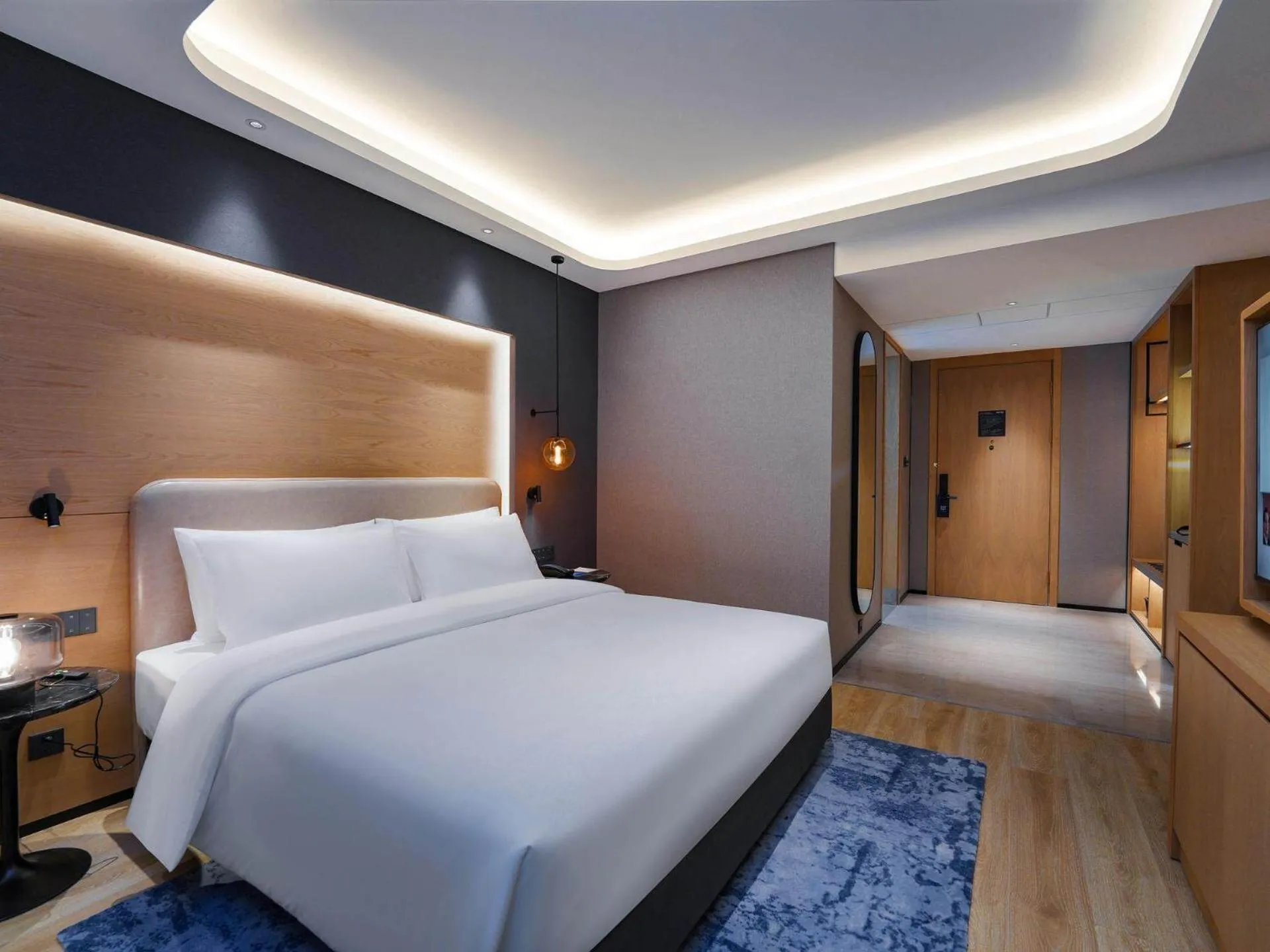Bedroom, Bed in Park Inn by Radission Tianjin Binhai International Airport
