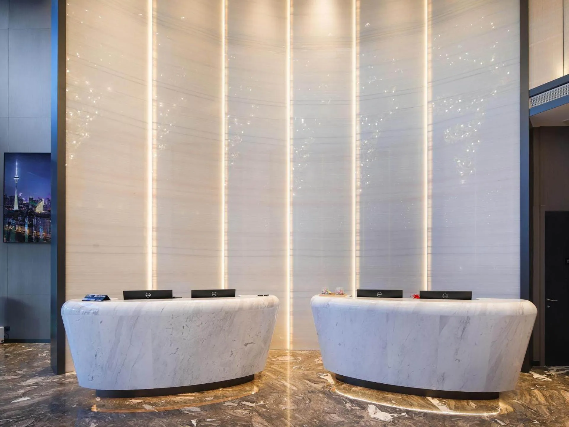 Seating area in Park Inn by Radission Tianjin Binhai International Airport