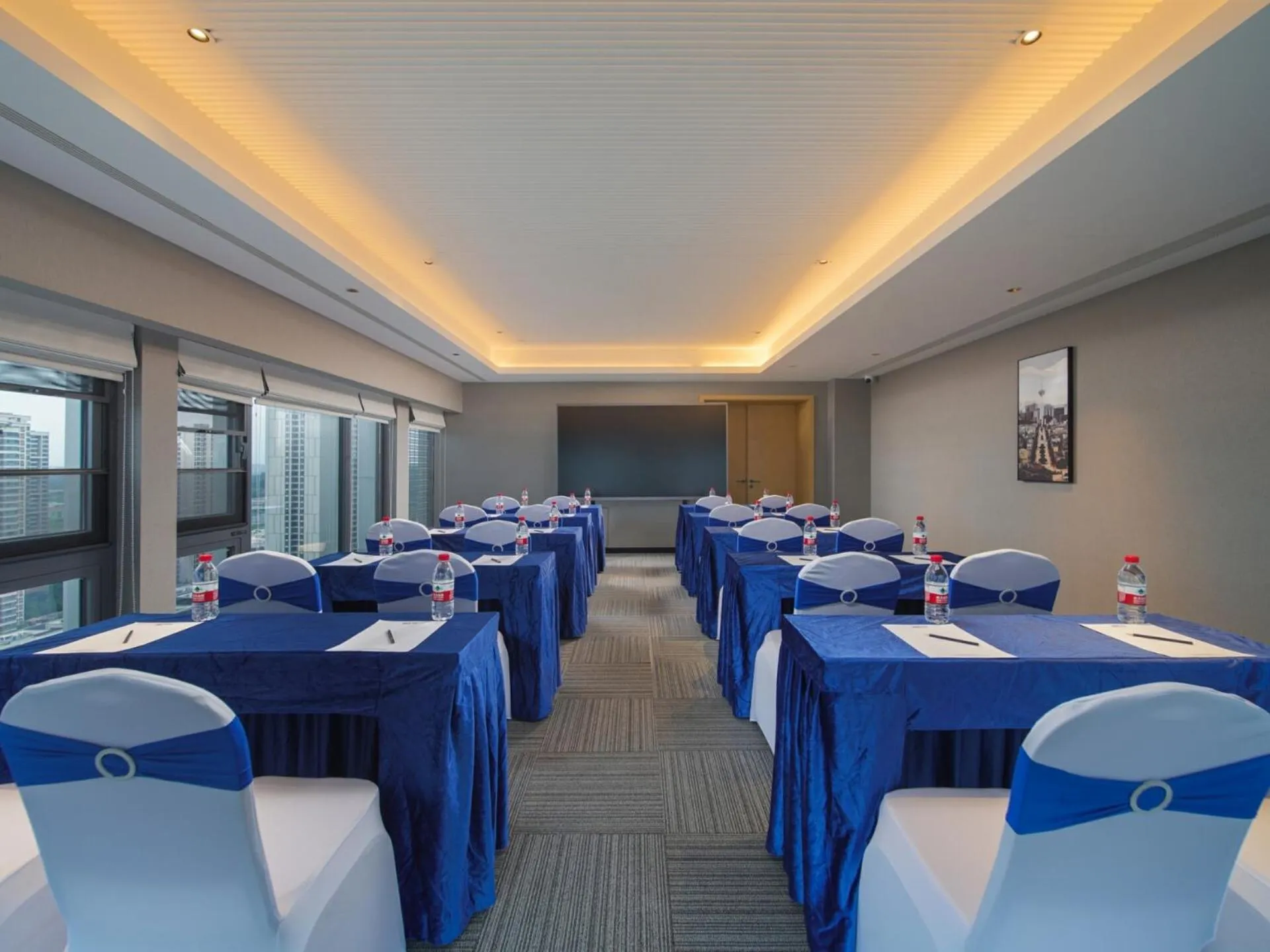 Park Inn by Radisson Chengdu FengHuang Mountain Sports Park