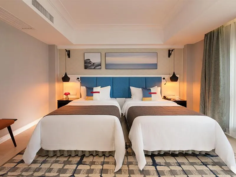 Park Inn by Radisson Beihai Silver Beach Wanda Plaza