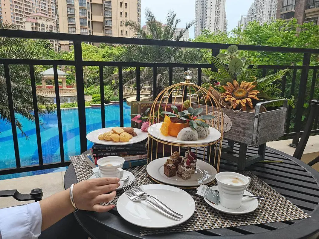 Park Inn by Radisson Beihai Silver Beach Wanda Plaza