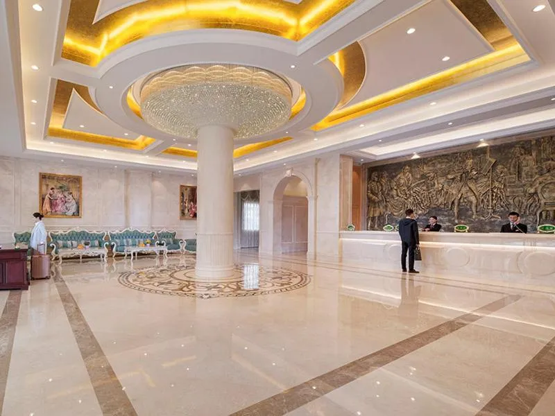 Vienna International Hotel Shenzhen Longhua Xiken