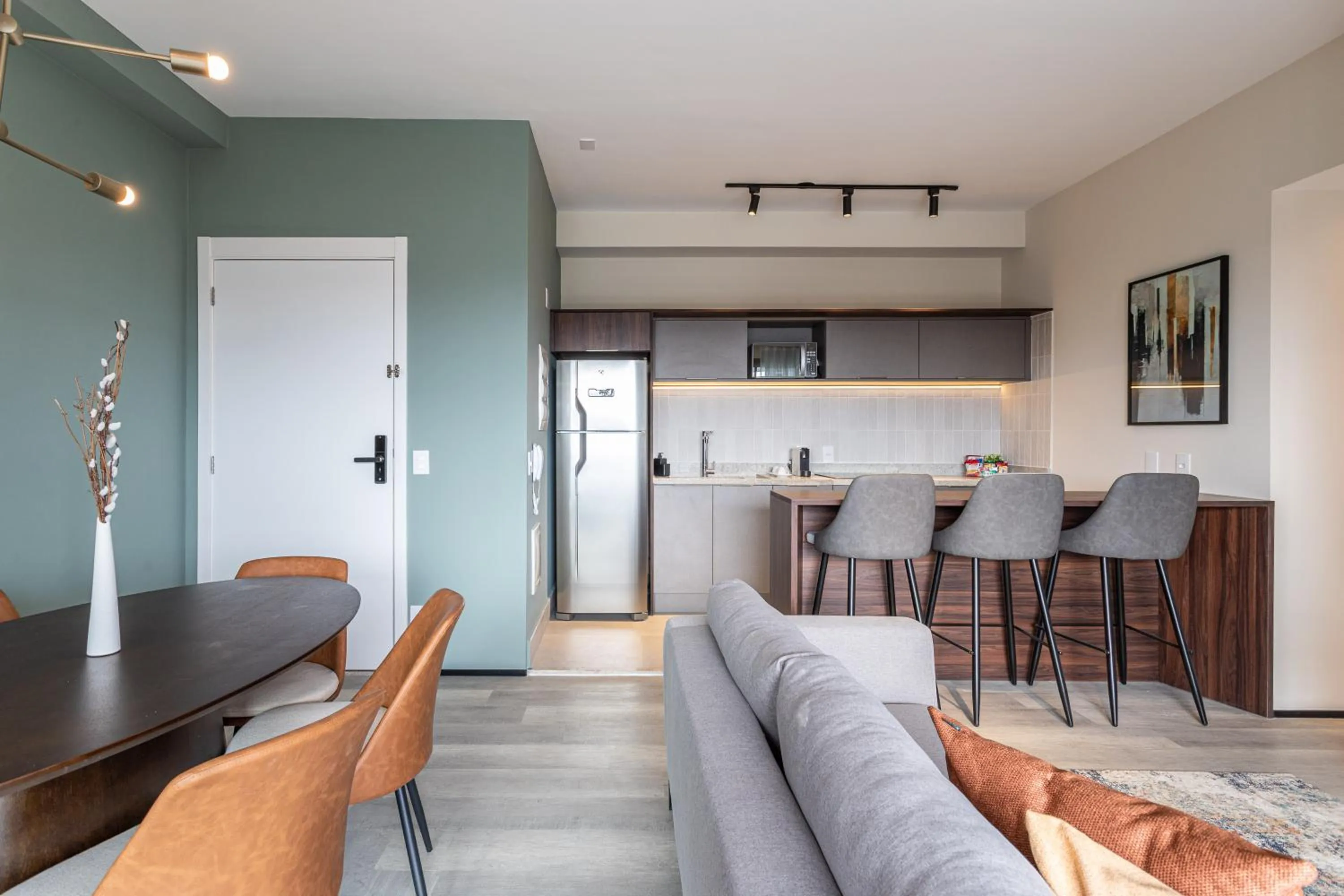 Day in Iconyc House of Charlie