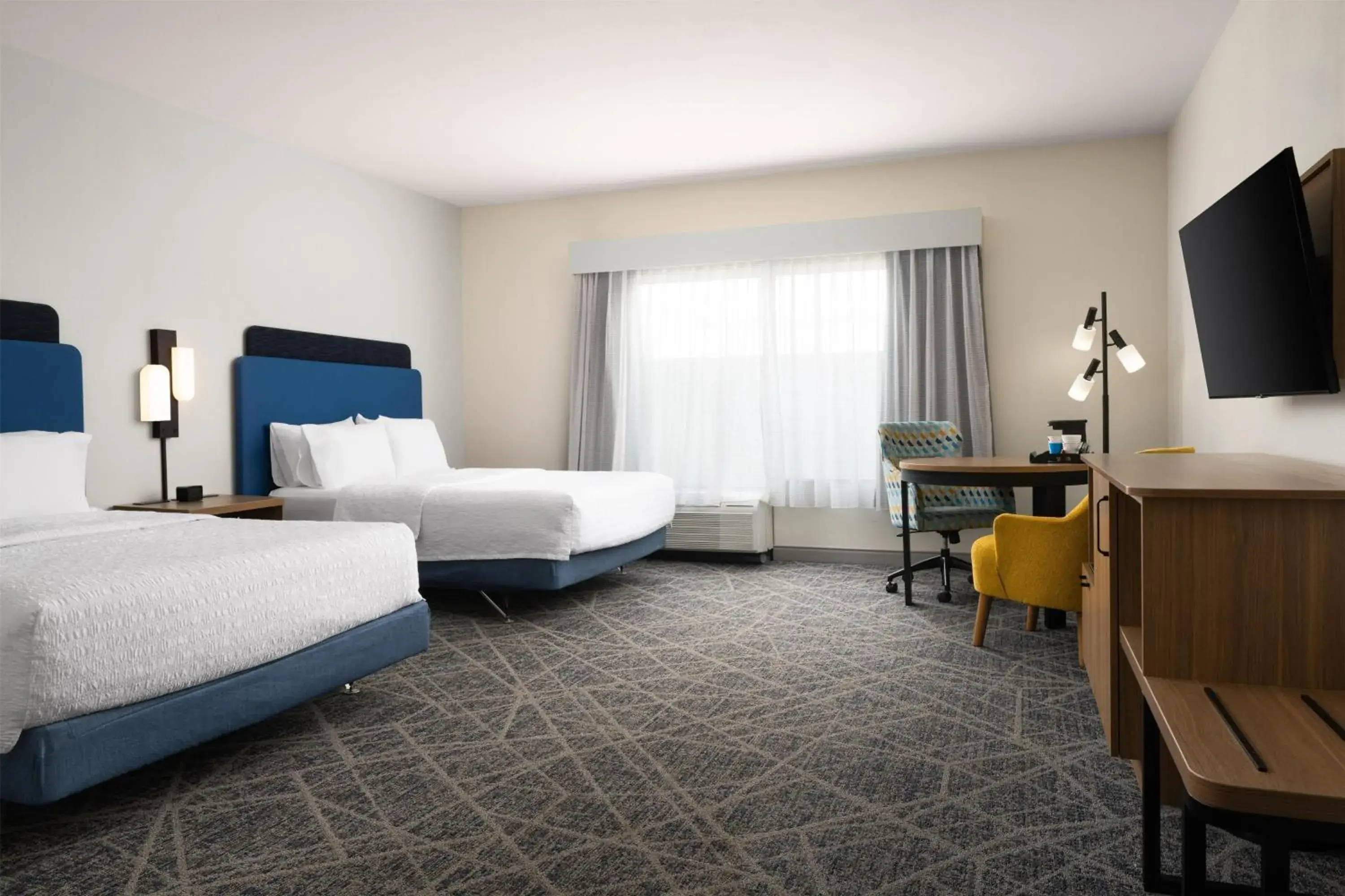 Queen Room with Two Queen Beds - Mobility and Hearing Access/Non-Smoking in Hampton Inn & Suites Albuquerque North/I-25 Queen Room with Two Queen Beds - Mobility and Hearing Access/Non-Smoking in Hampton Inn & Suites Albuquerque North/I-25