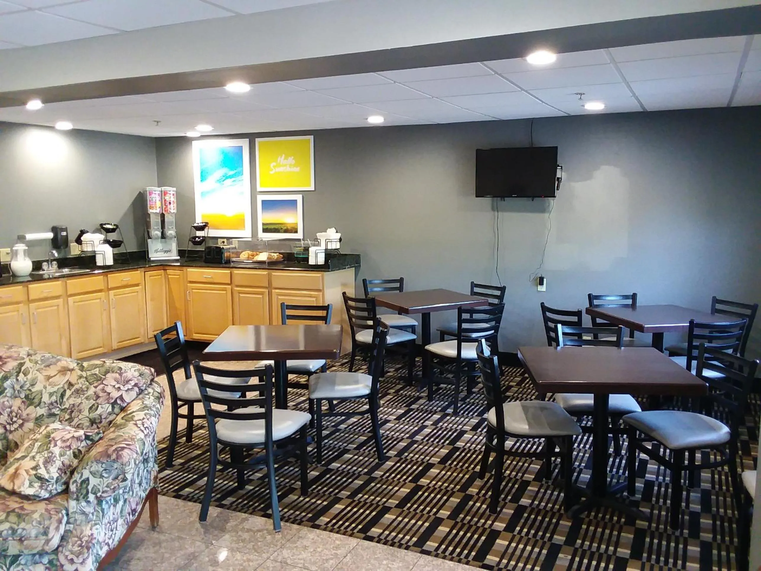 Breakfast in Days Inn by Wyndham Hornell NY