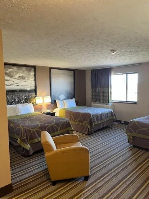 Bed in Super 8 by Wyndham Hastings