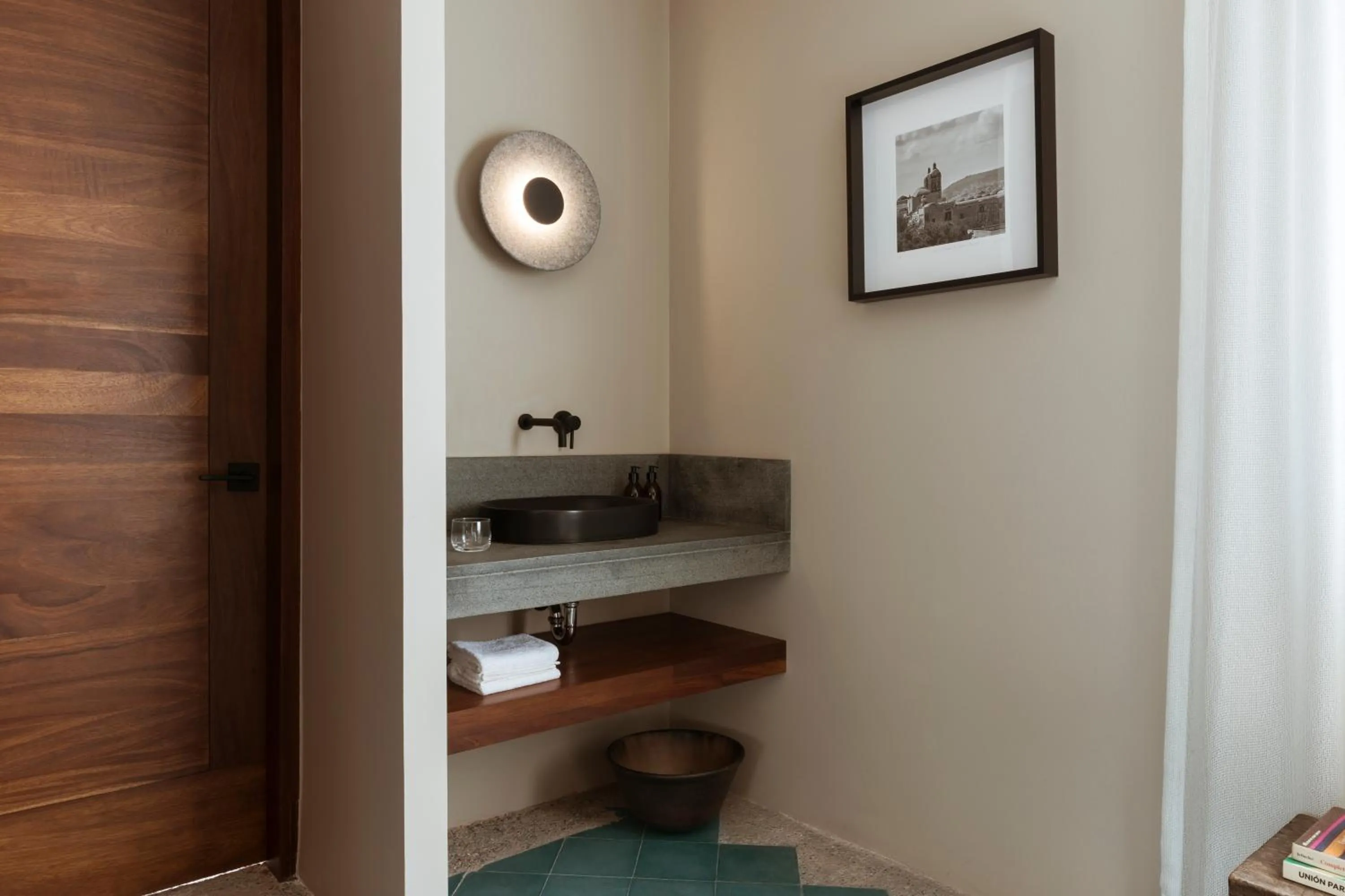 hair dresser in Macondo Arte Oaxaca