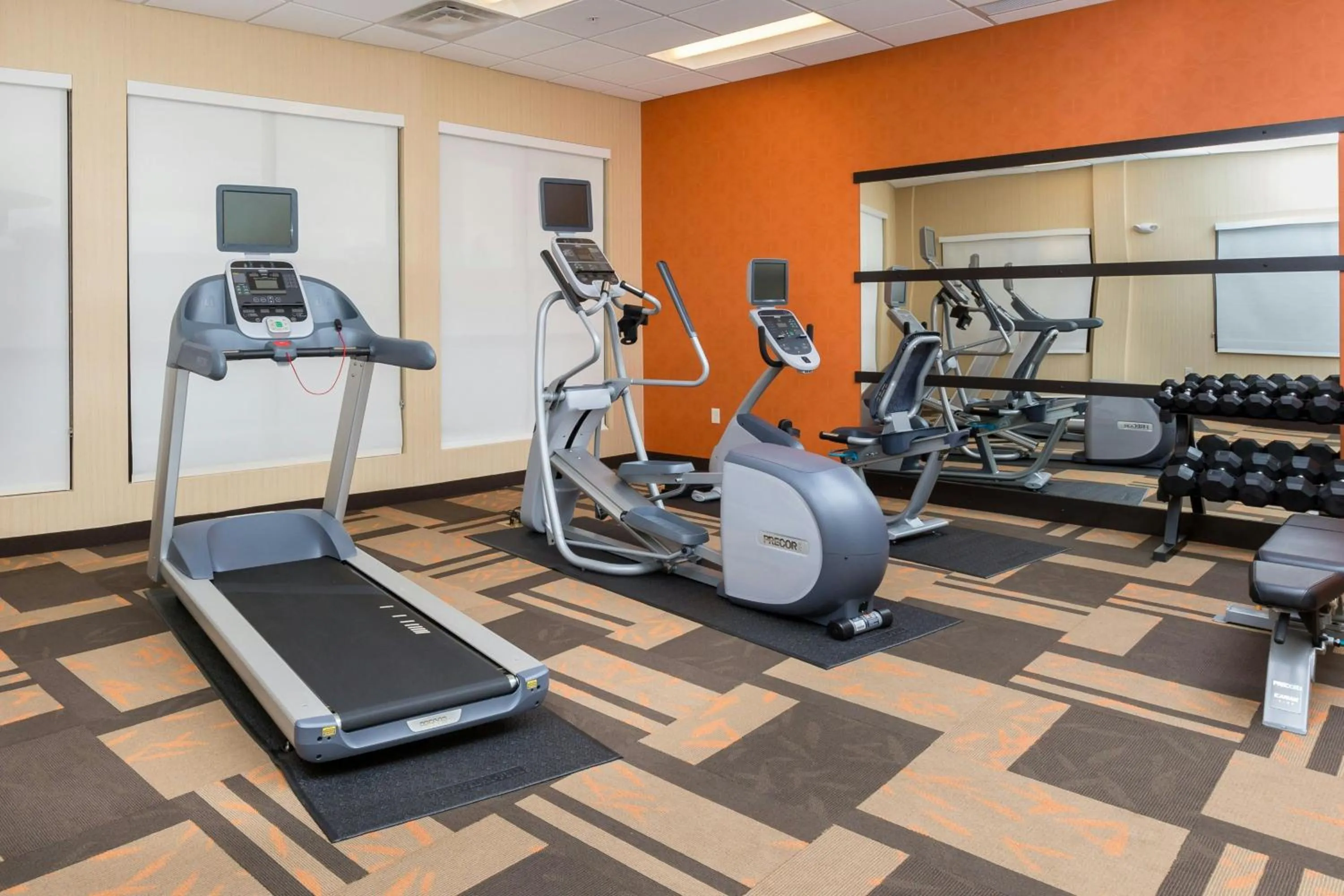 Fitness centre/facilities in Courtyard by Marriott Bismarck North