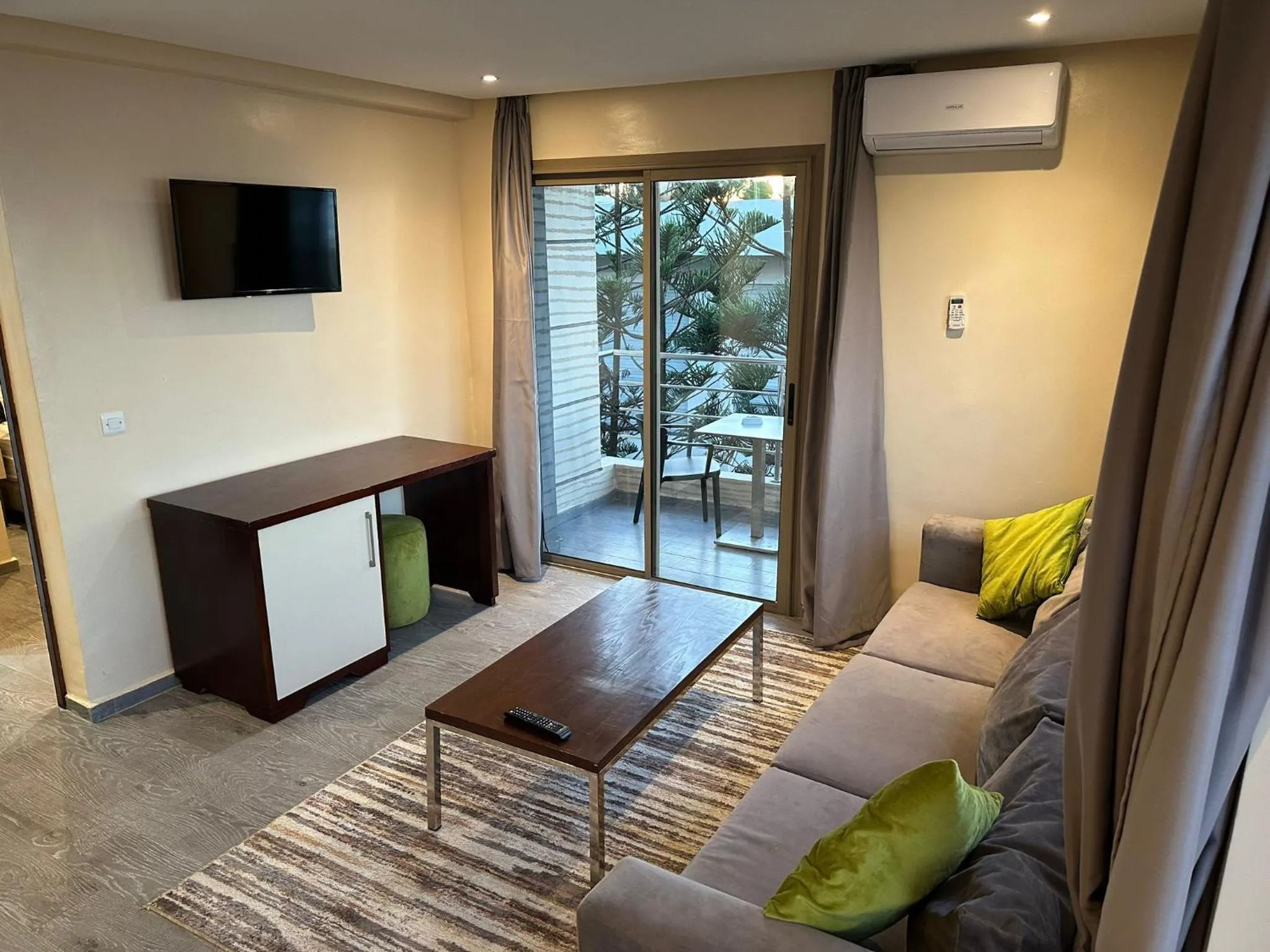 TV and multimedia in Oceana Mazagan Suites Hotel