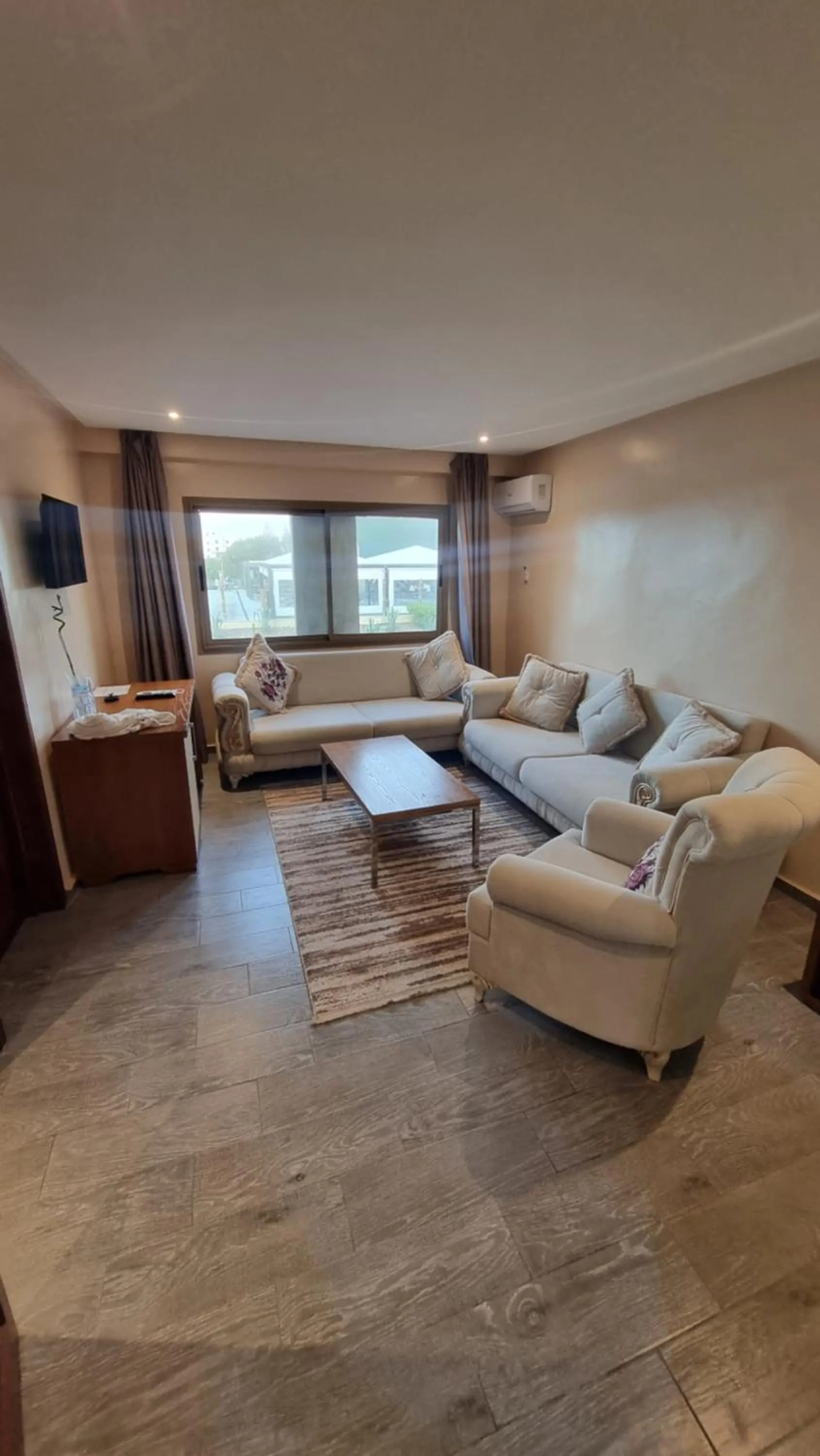 TV and multimedia in Oceana Mazagan Suites Hotel