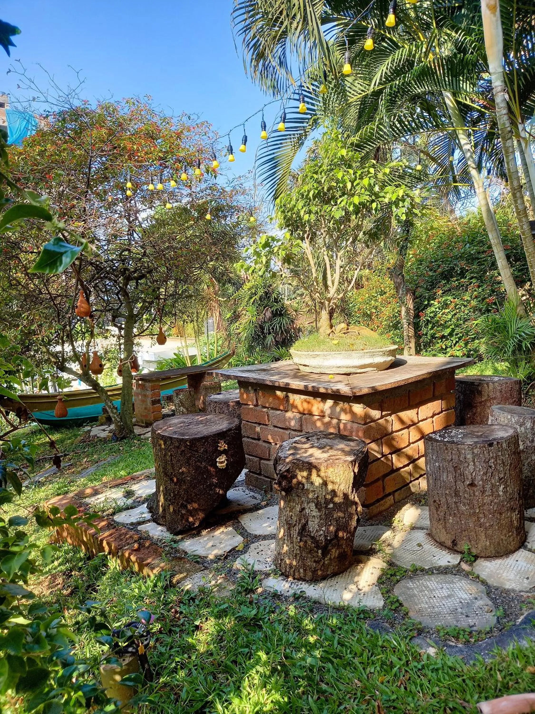 Garden in Esprit d'Ici Hotel