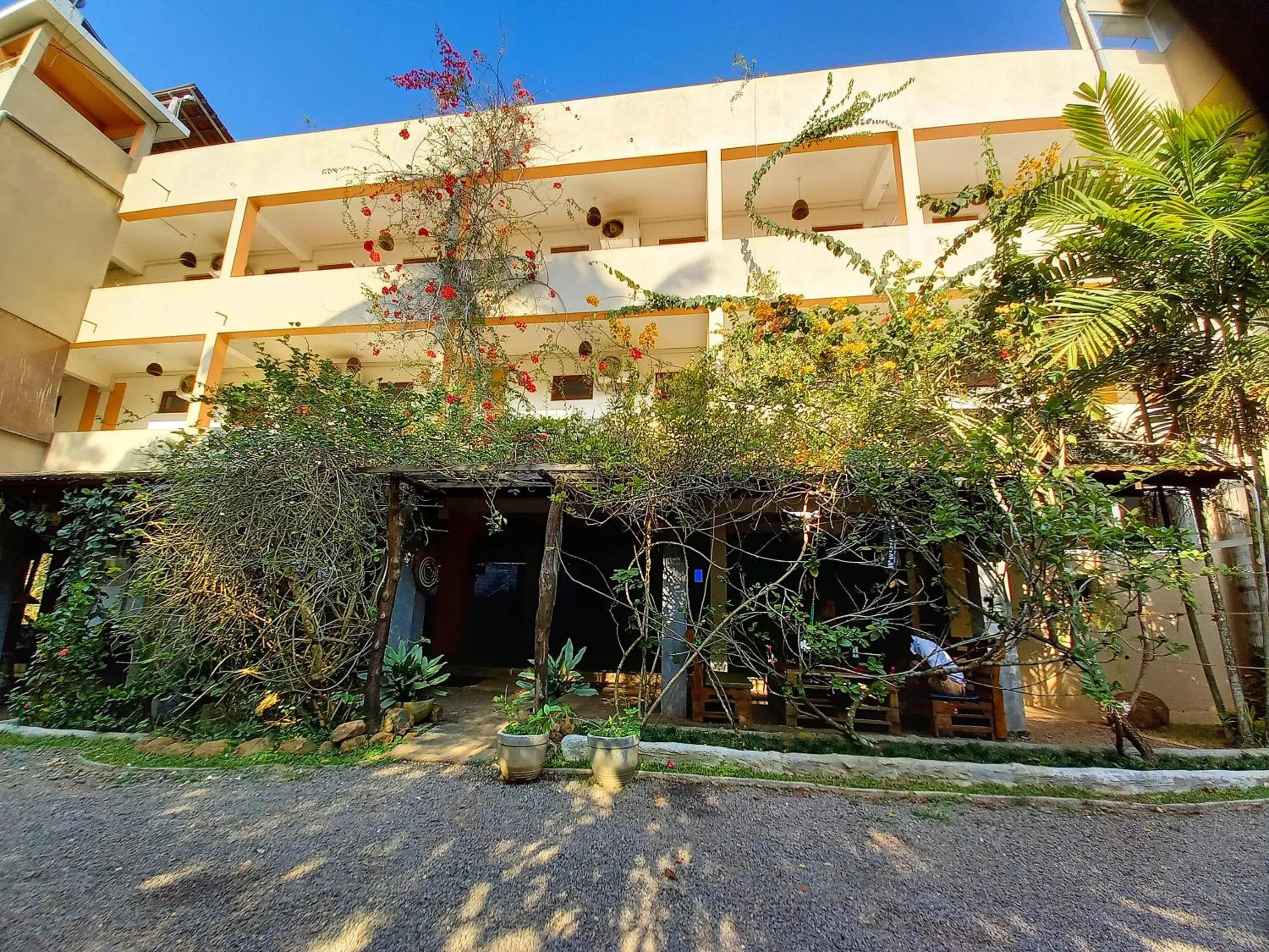 Facade/entrance in Esprit d'Ici Hotel