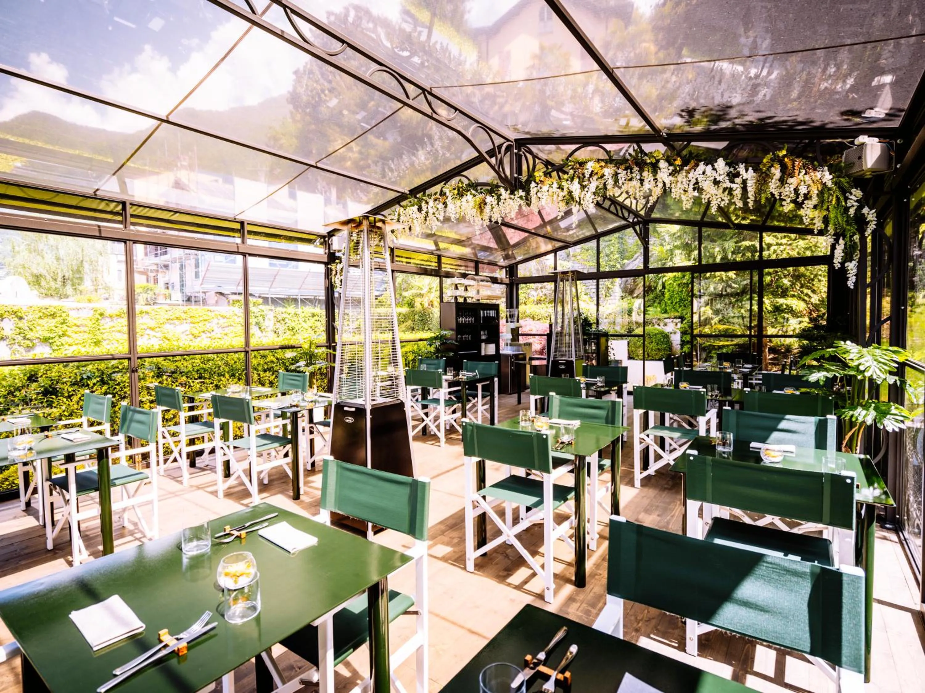 Restaurant/places to eat in Domus Plinii 1792 Suites