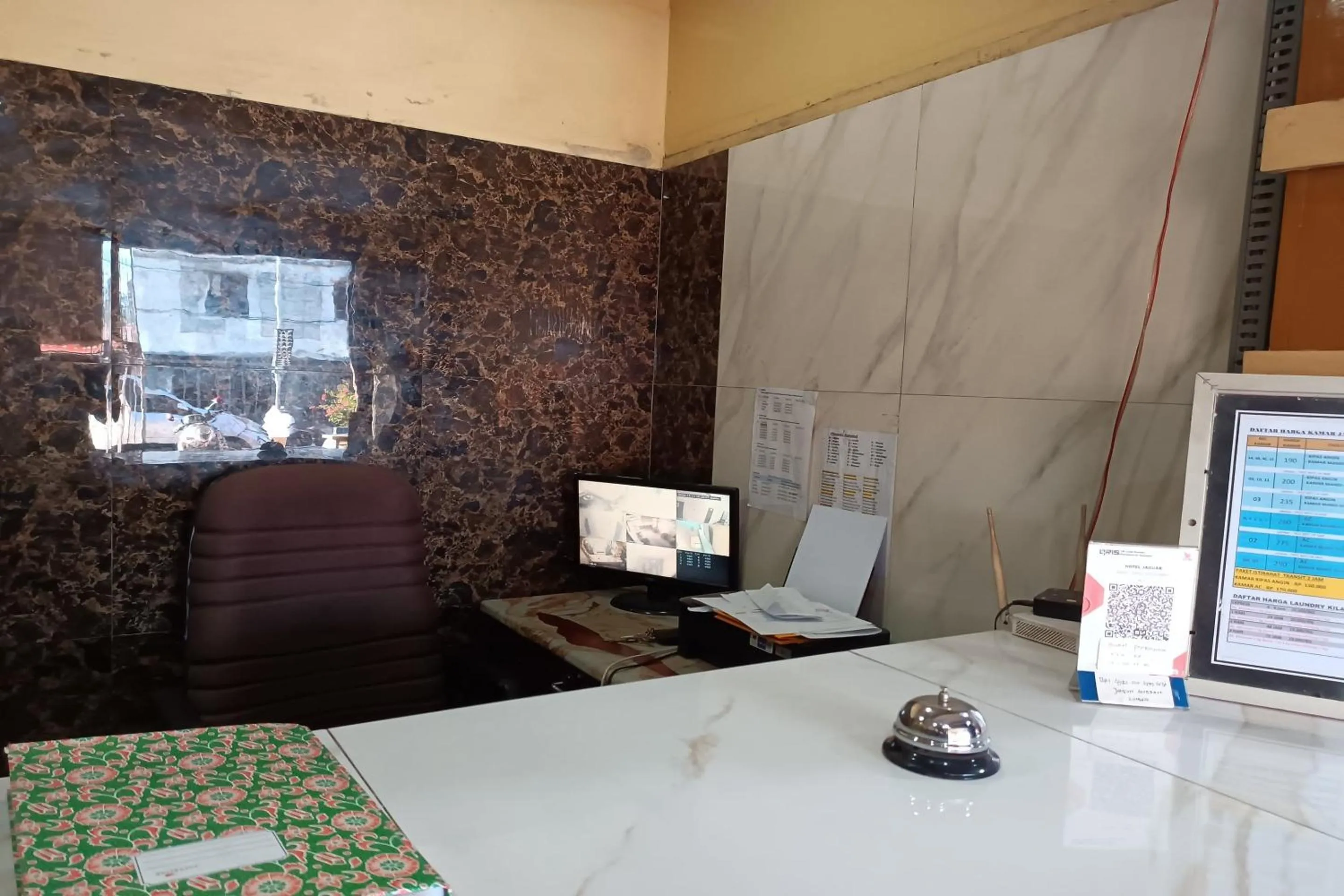 Lobby or reception in OYO 93479 Hotel Jaguar Sentani