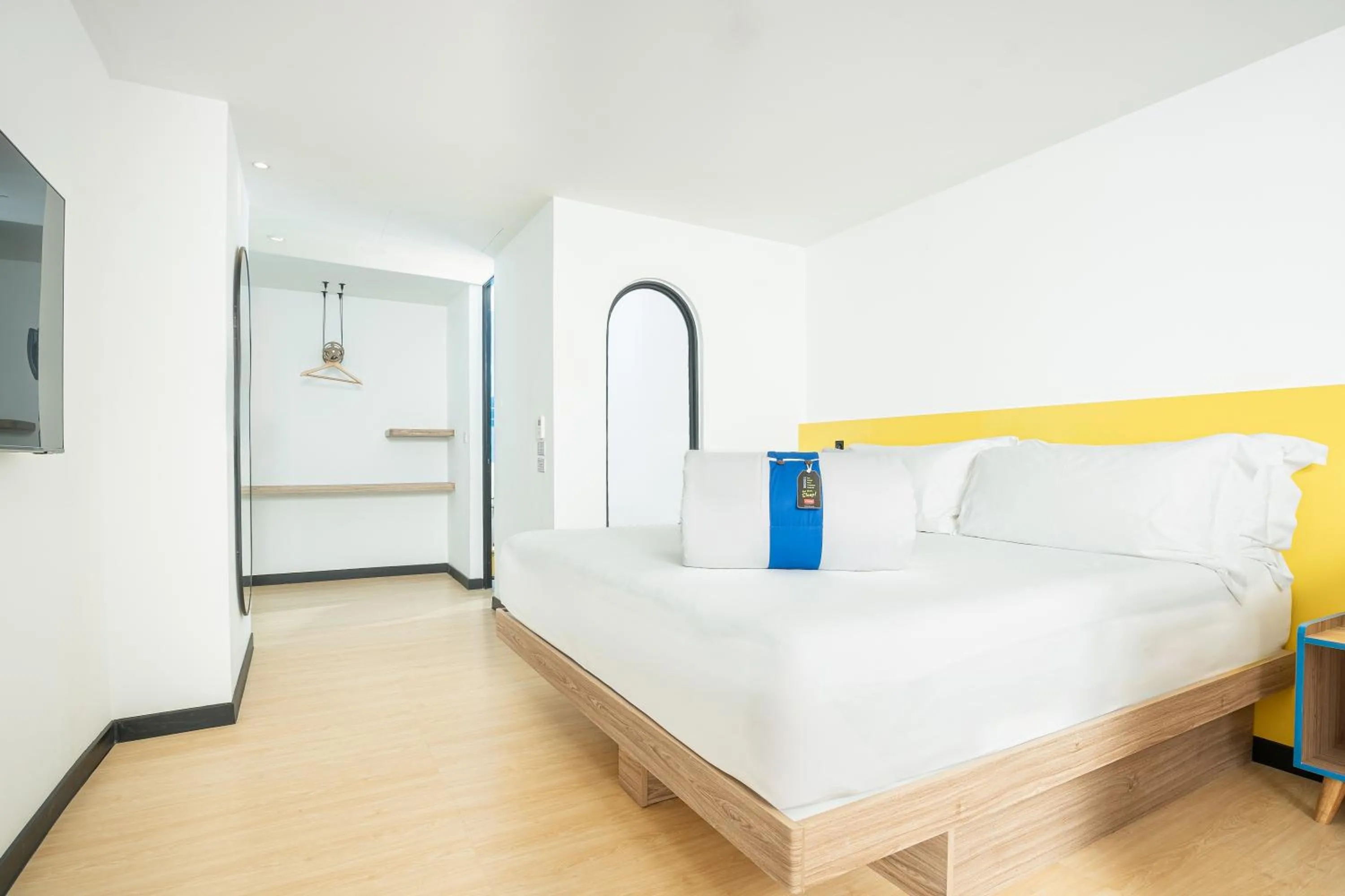 Photo of the whole room, Bed in COSI Vientiane Nam Phu