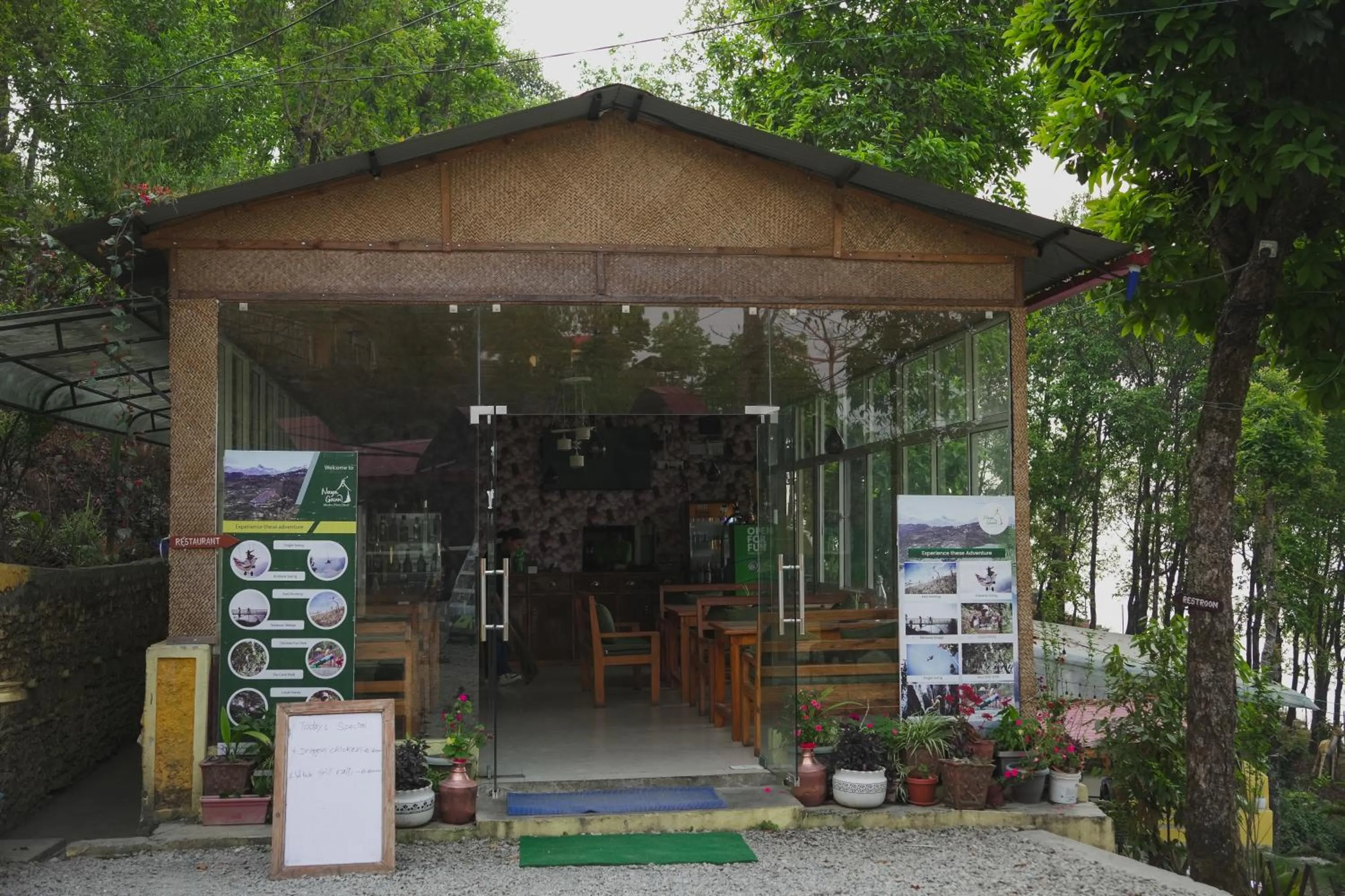 Restaurant/places to eat in Naya Gaun Eco Resort
