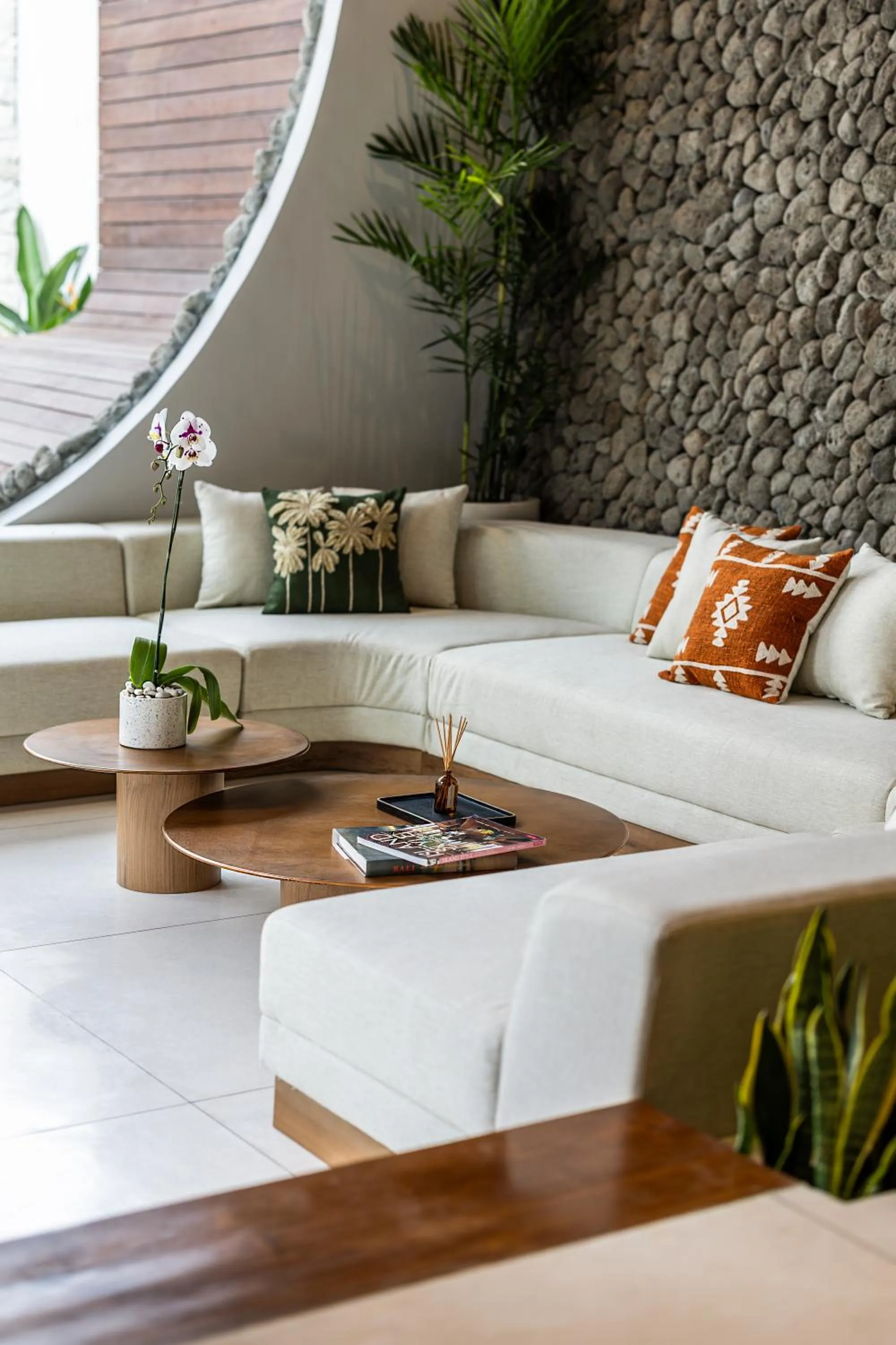 Living room in AMR Echo Beach Villa's Canggu