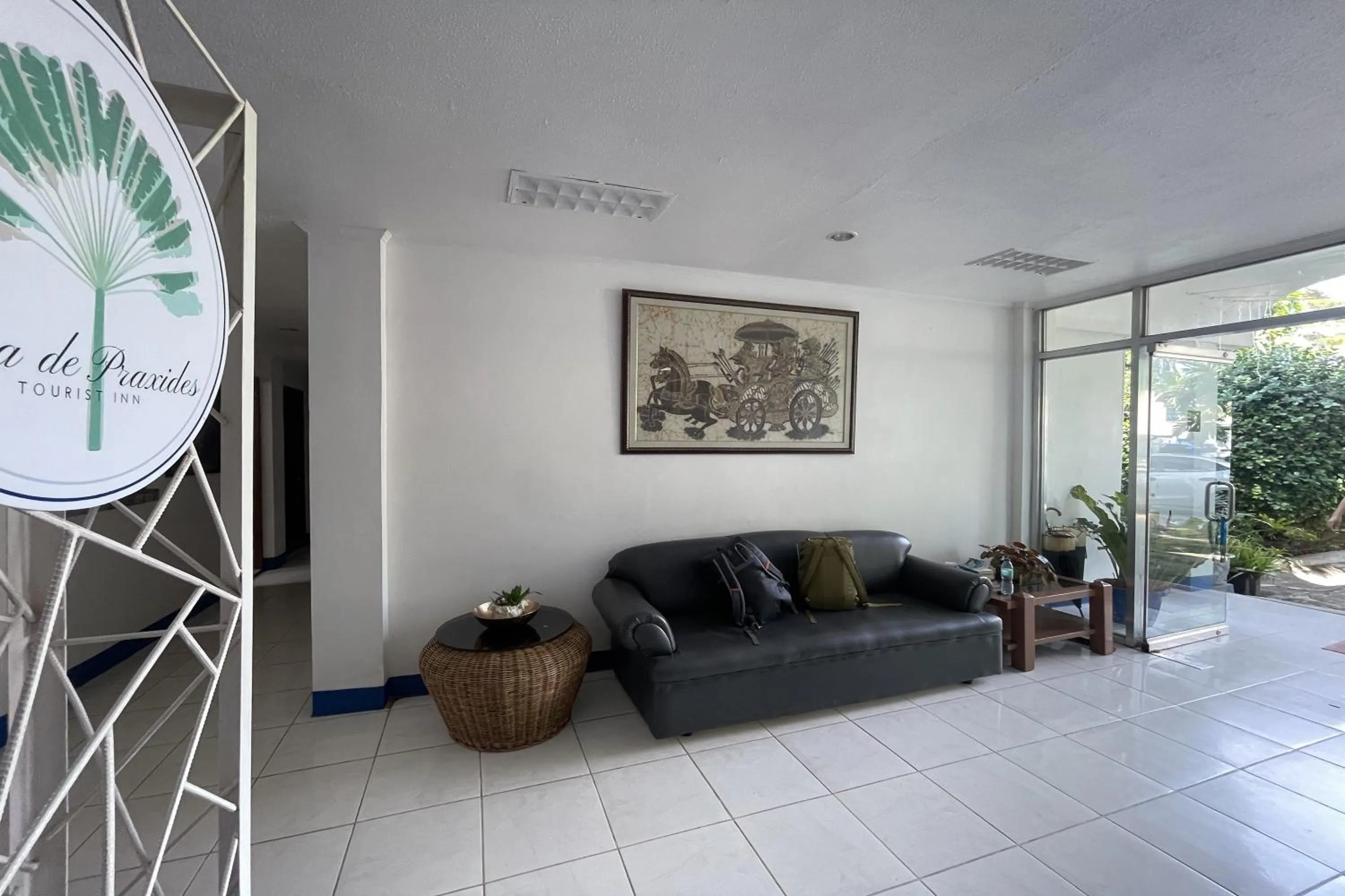 Seating area in Casa de Praxides Tourist Inn Palawan