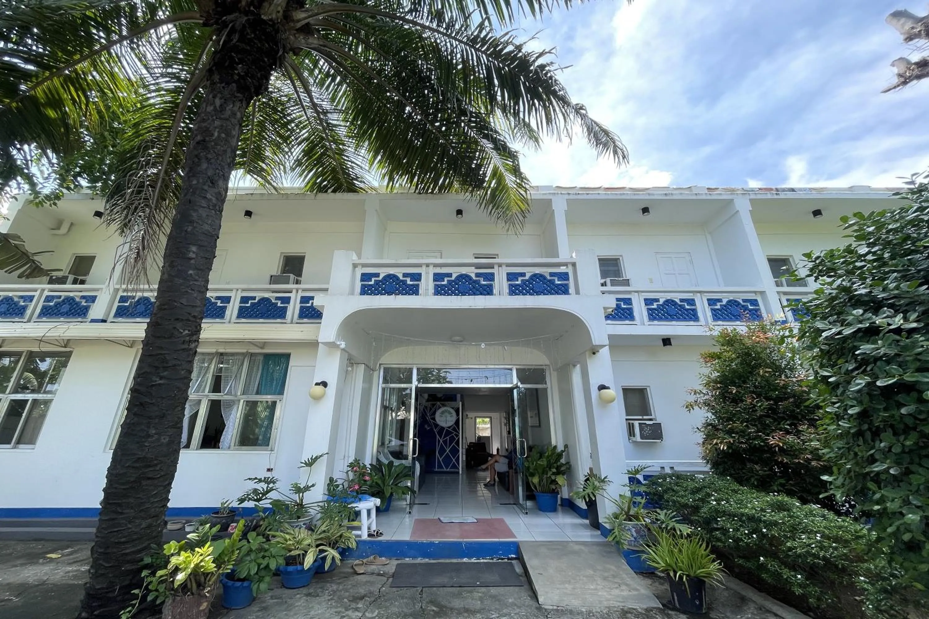 Property building in Casa de Praxides Tourist Inn Palawan
