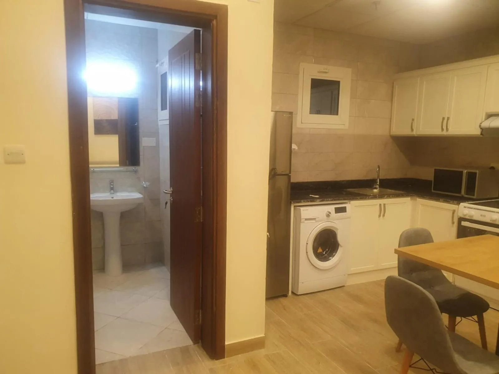 Kitchen or kitchenette in Terminal Inn Fully Furnished Hotel & Apartment- Old Airport