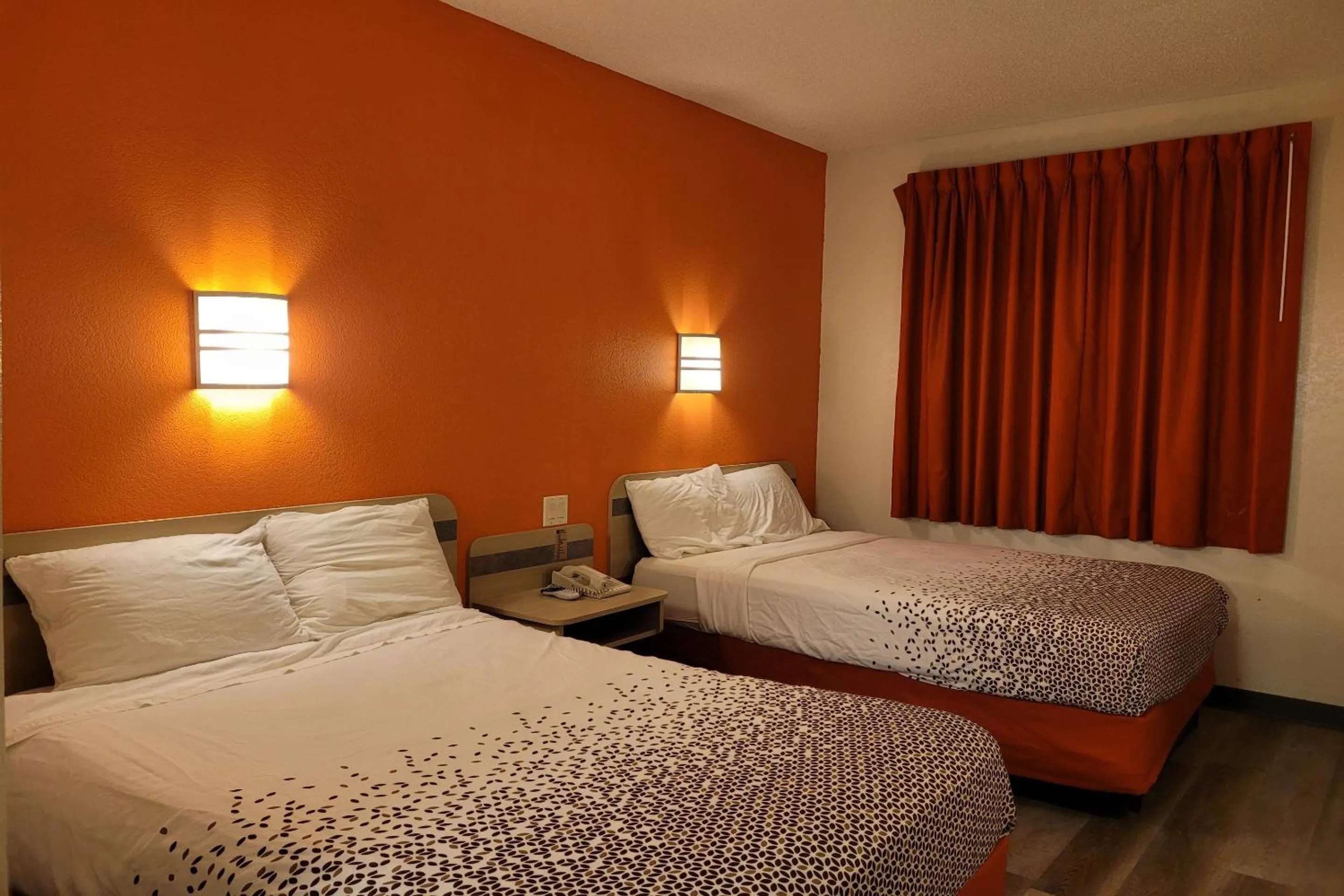 Bedroom, Bed in Modern Stay 39 Lakeview By OYO Minonk