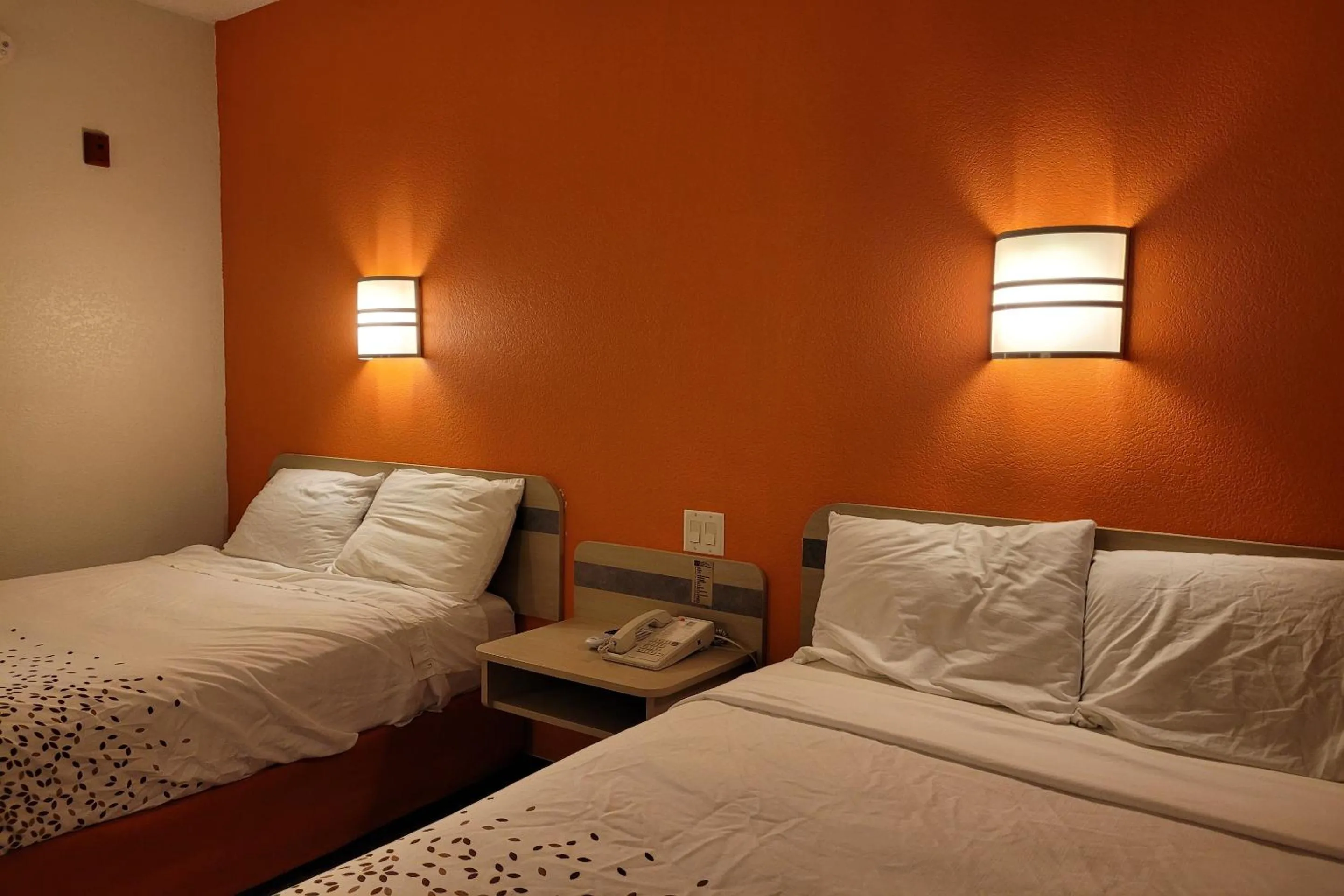 Bedroom, Bed in Modern Stay 39 Lakeview By OYO Minonk