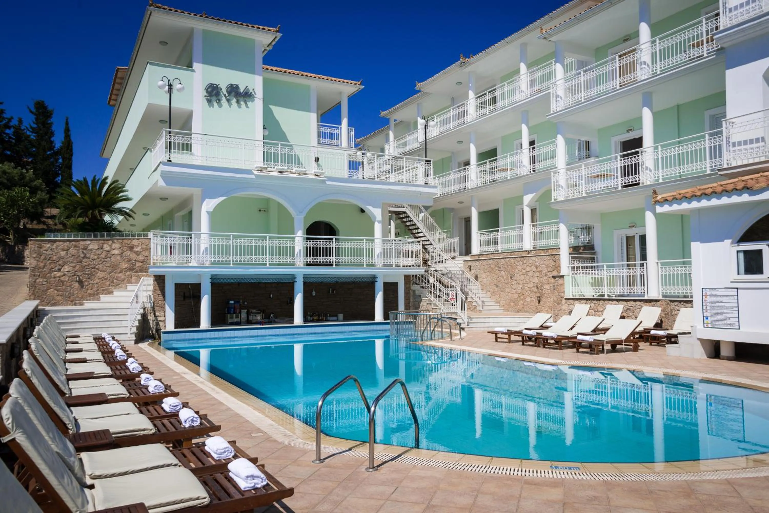 Property building in Di Palai