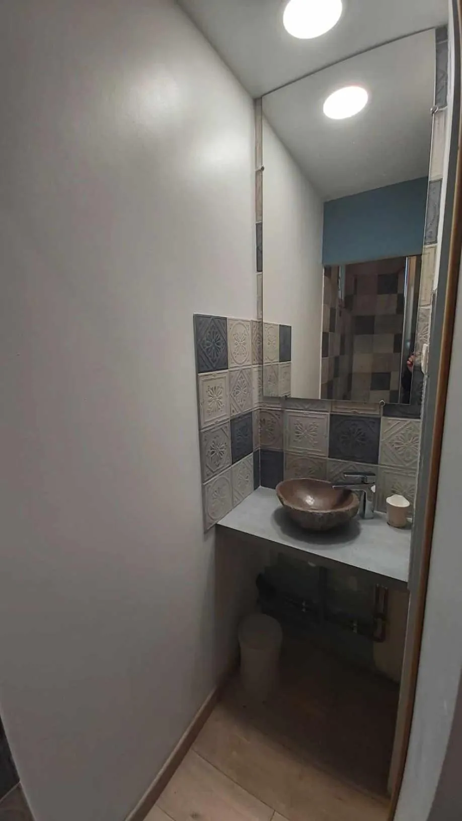 Bathroom in La Renaissance