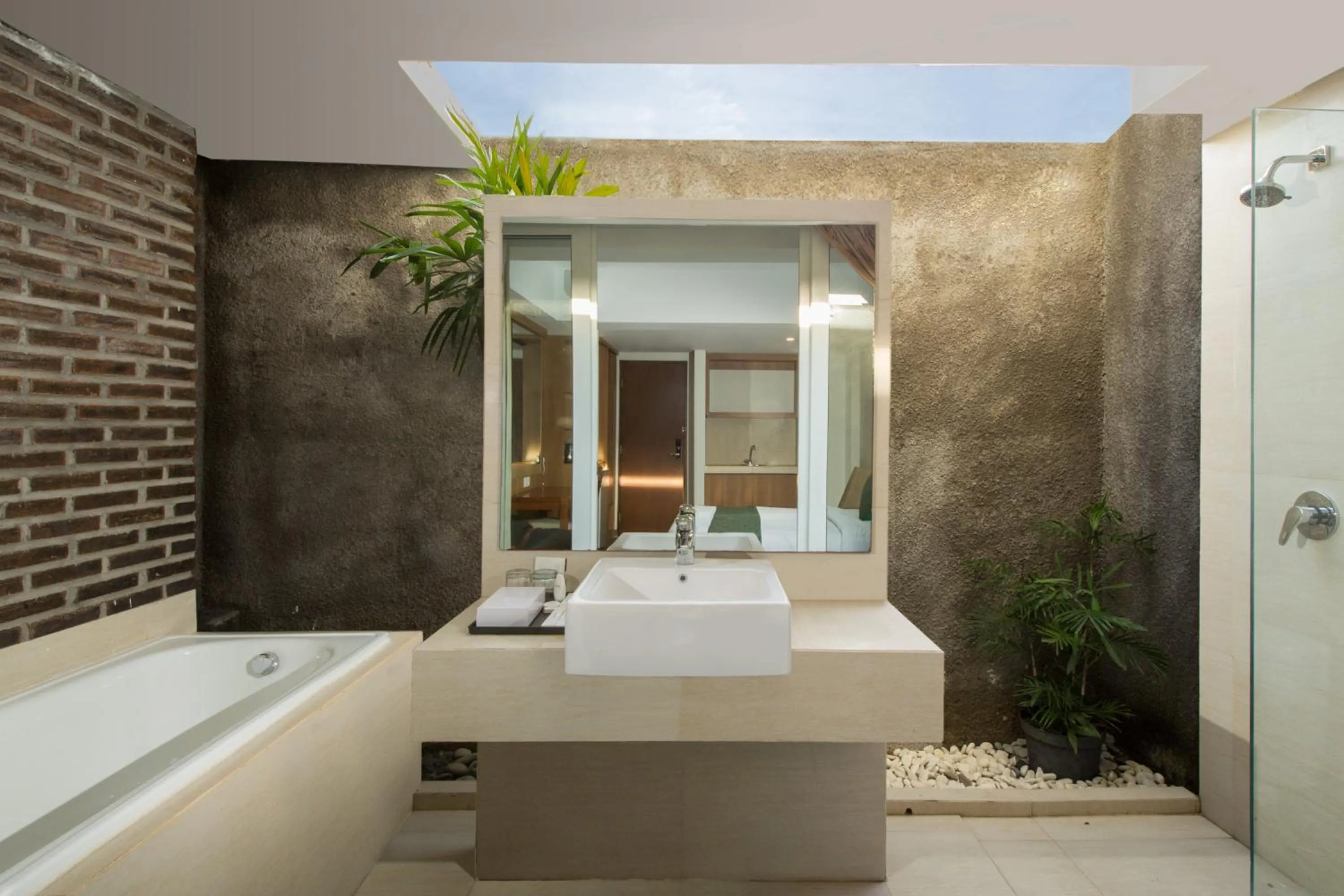 Bathroom in Paragon Hotel Seminyak