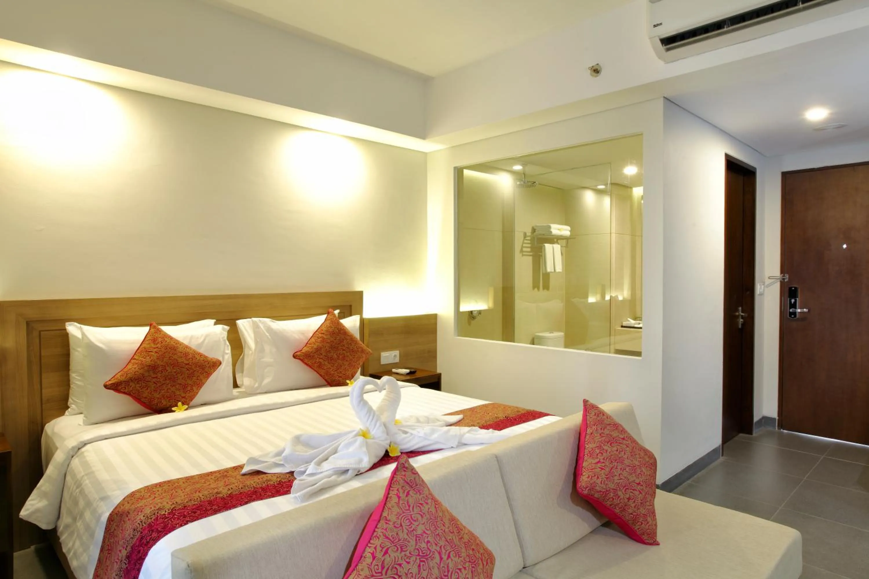 Photo of the whole room, Bed in Paragon Hotel Seminyak