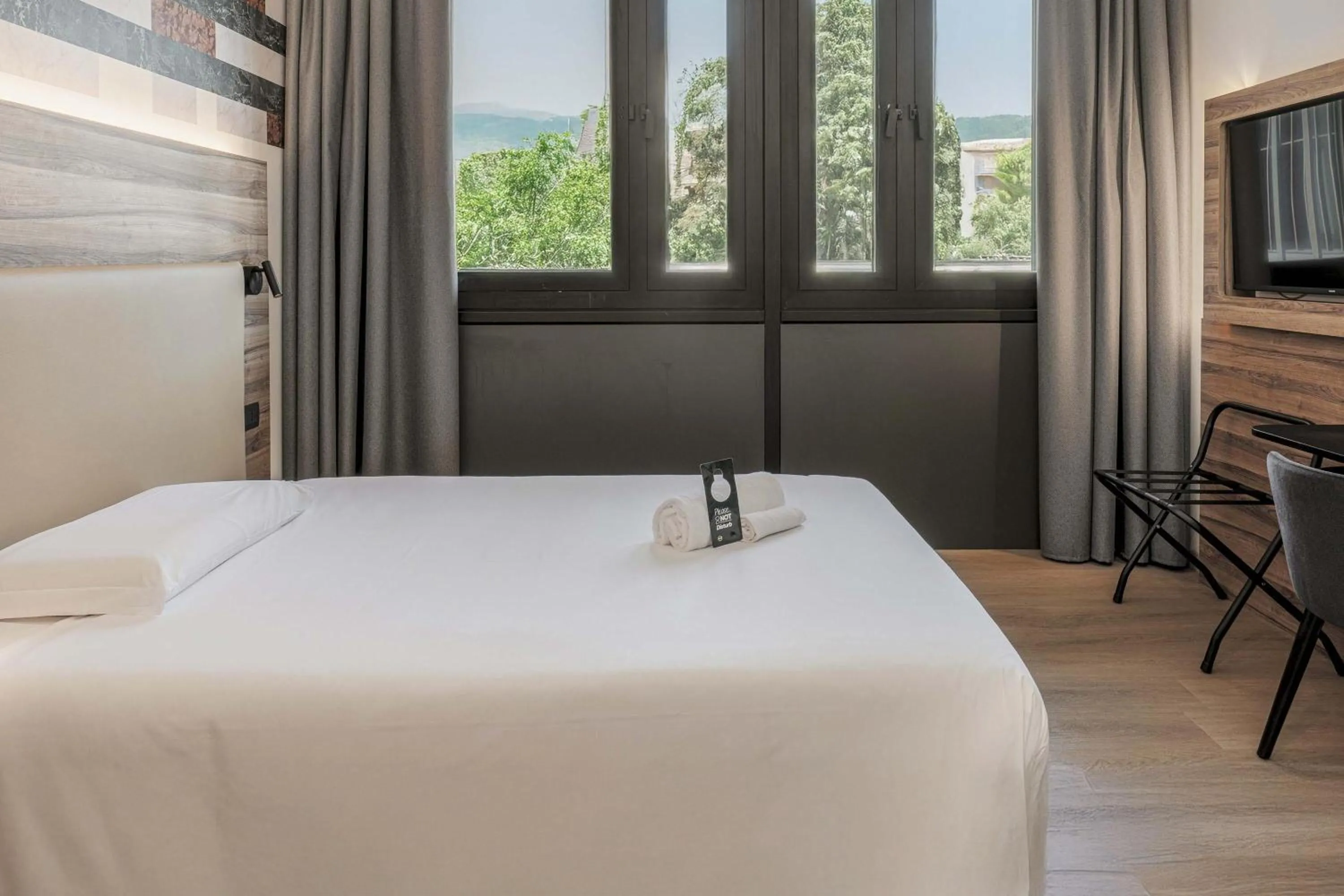 Photo of the whole room, Bed in B&B HOTEL Prato City Center