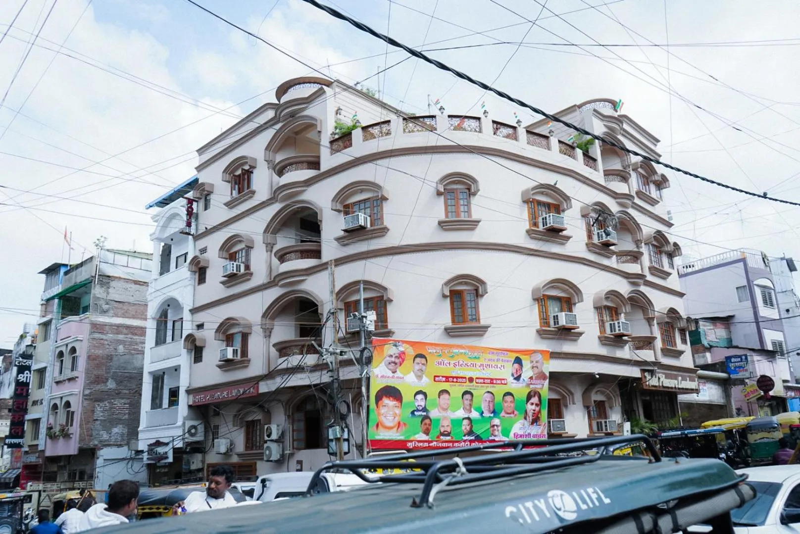 Property building in Hotel Pleasure Landmark