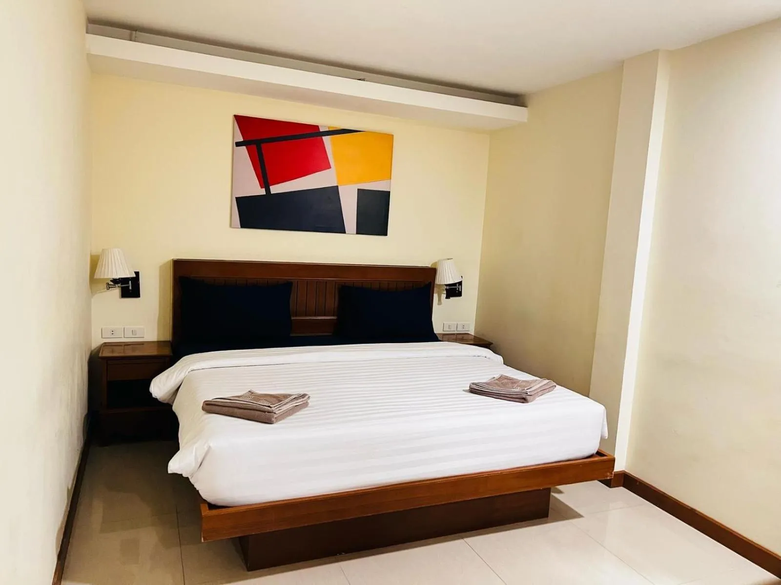 Bed in Patong Terrace Hotel