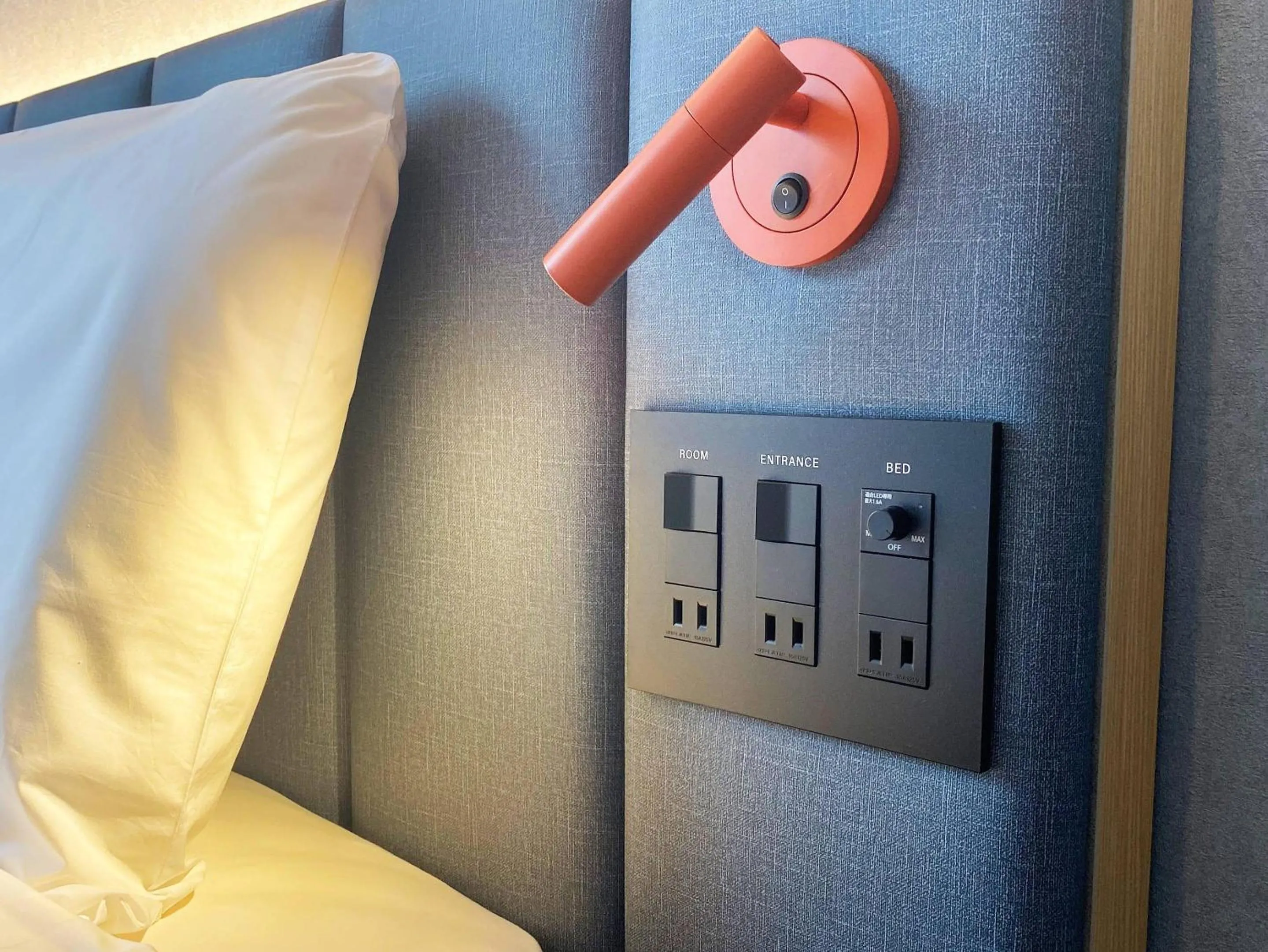 Bedroom in Comfort Inn Nagoya Sakae