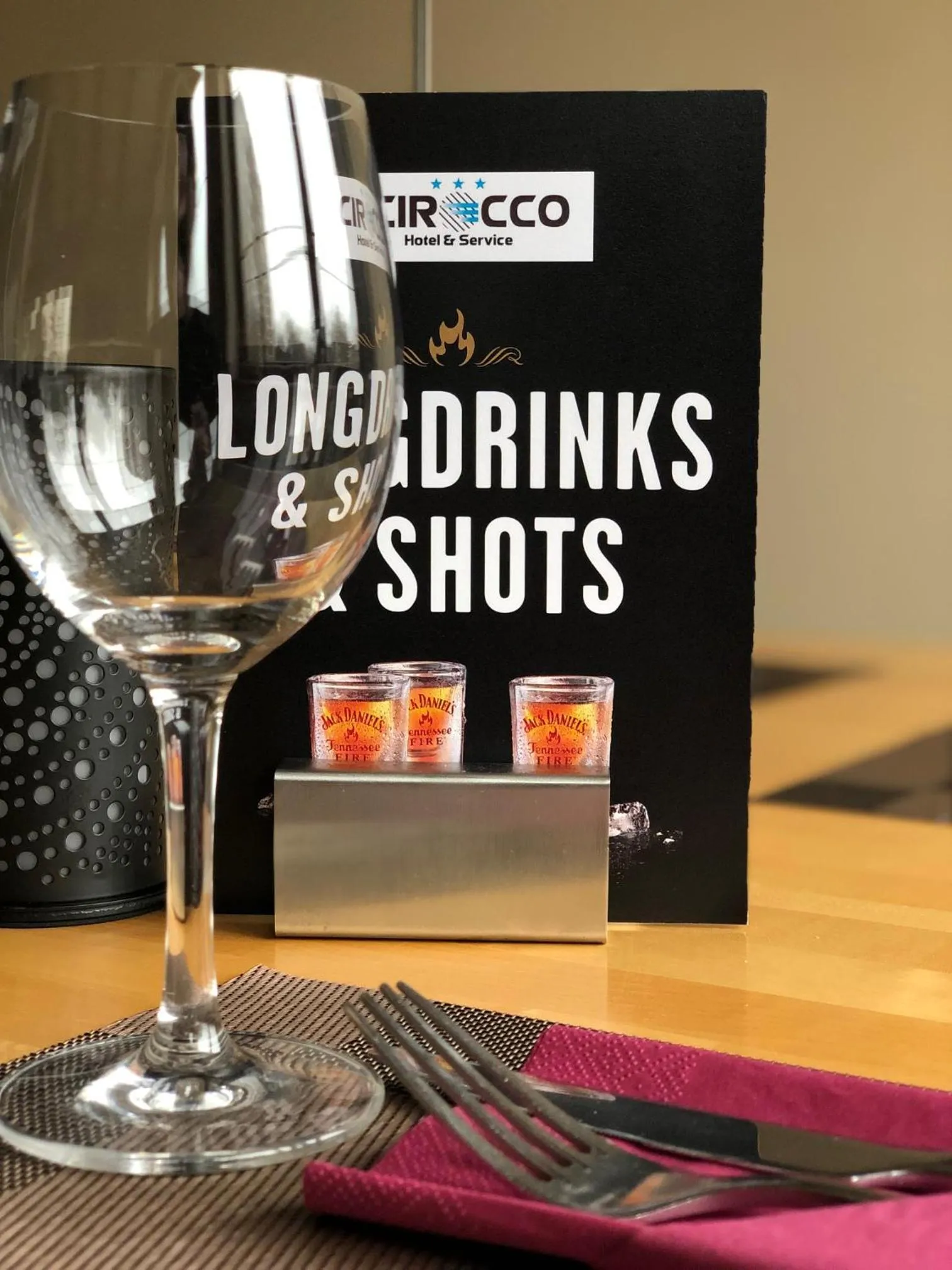 Restaurant/places to eat in Hotel Scirocco