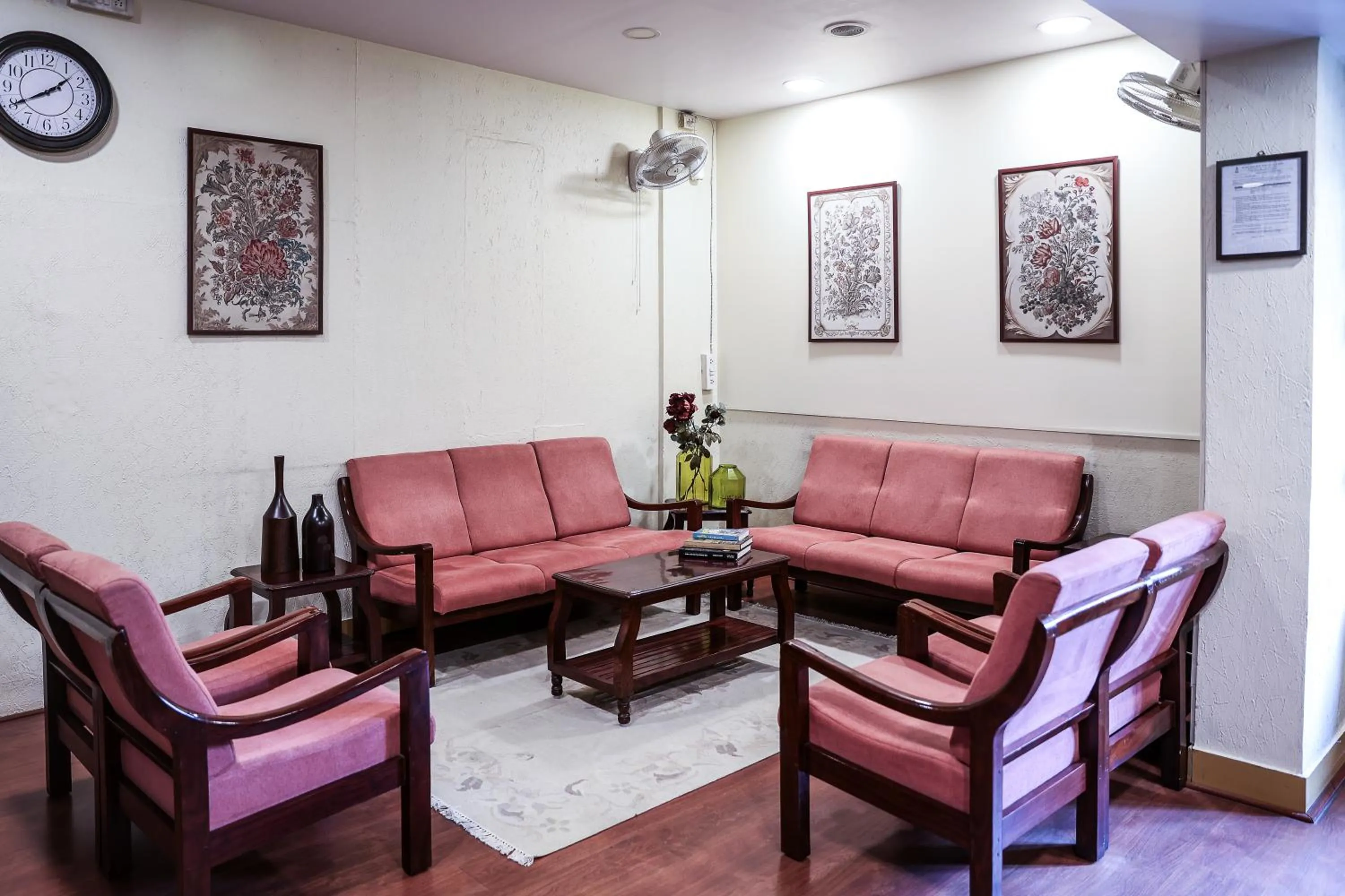 Seating area in Hotel Vellara