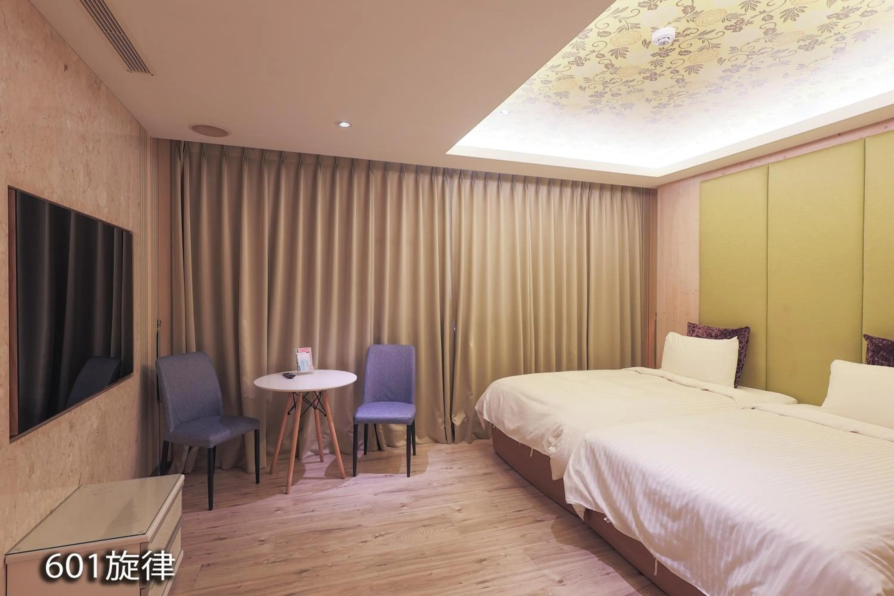 Bed in 奇美國際商務旅館