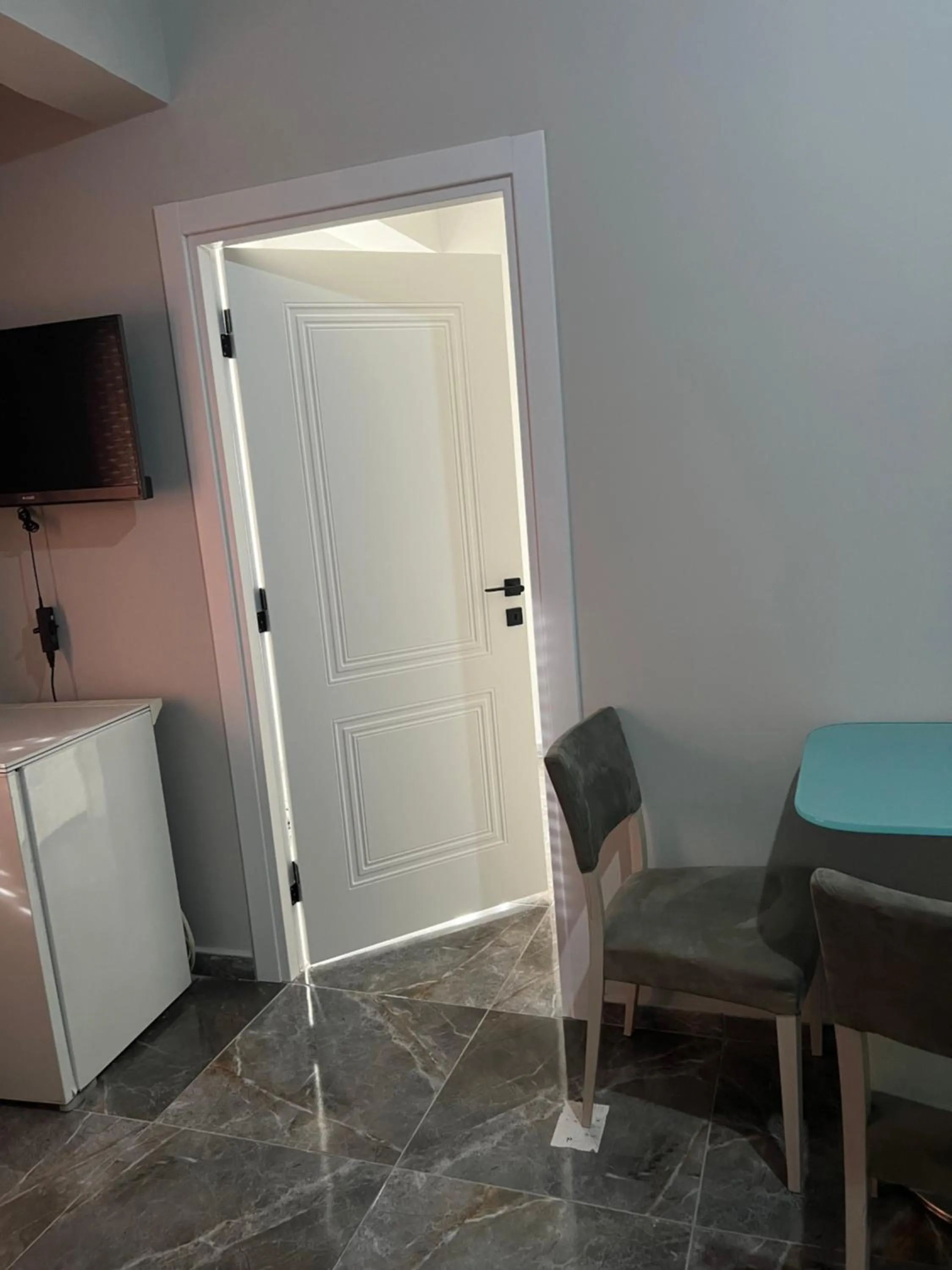 TV and multimedia in Zerya suites