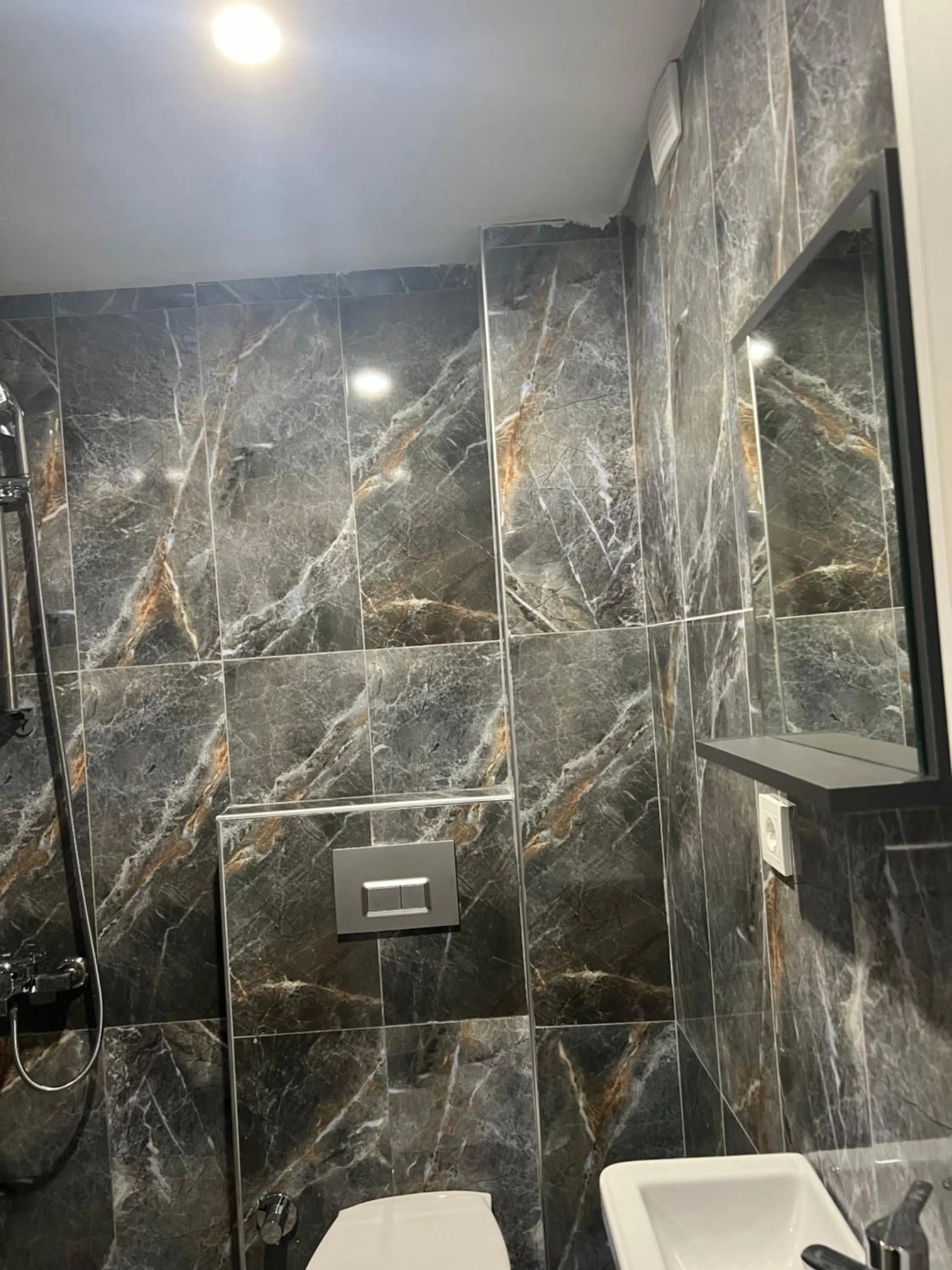 Shower in Zerya suites