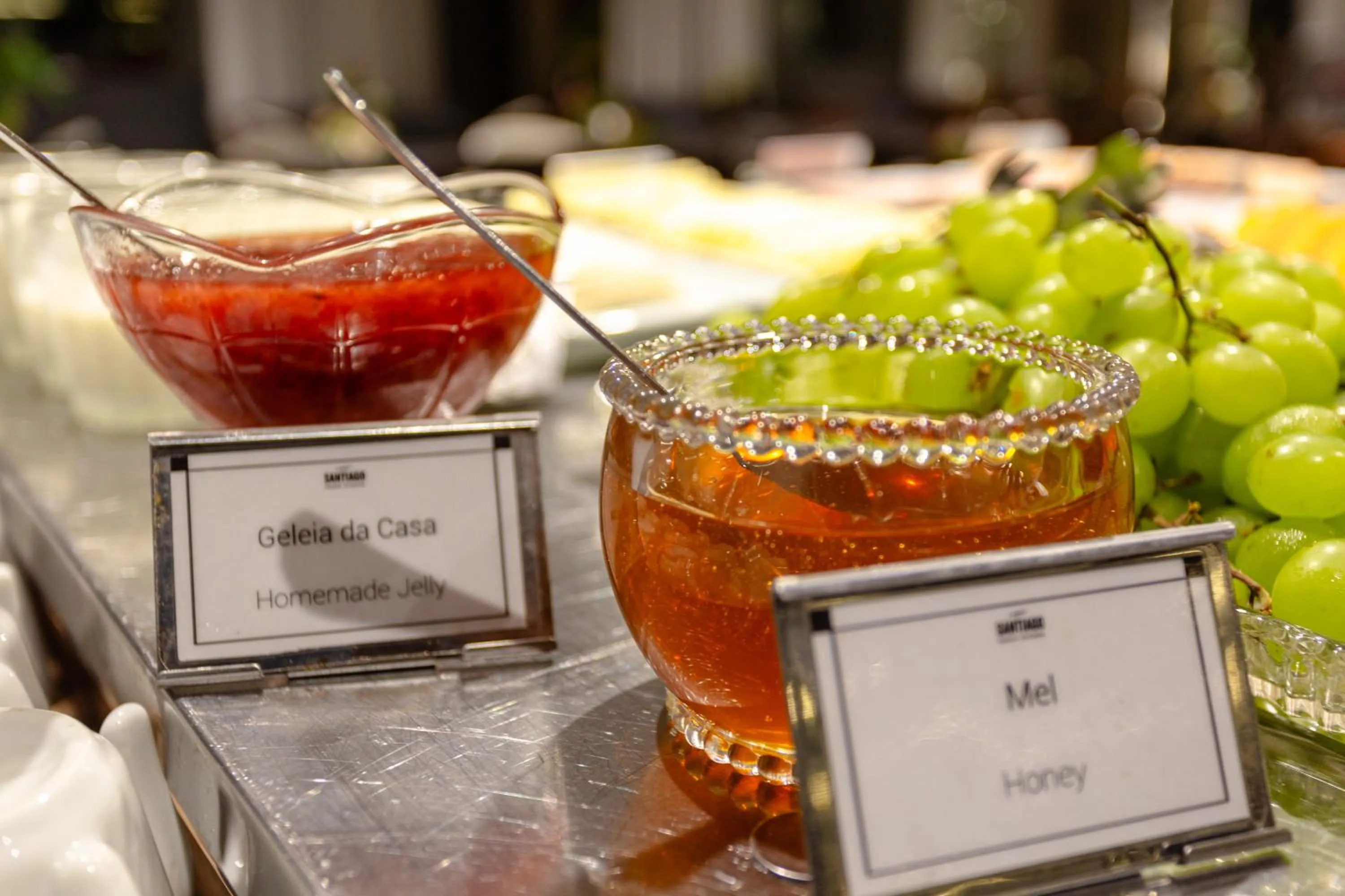 Food and drinks in Iconyc Charlie Ibirapuera Hotel